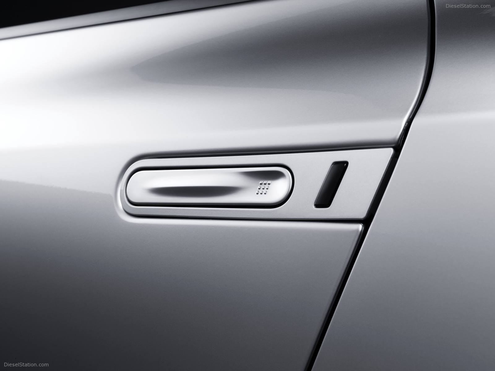 New Nissan GT-R Wallpapers