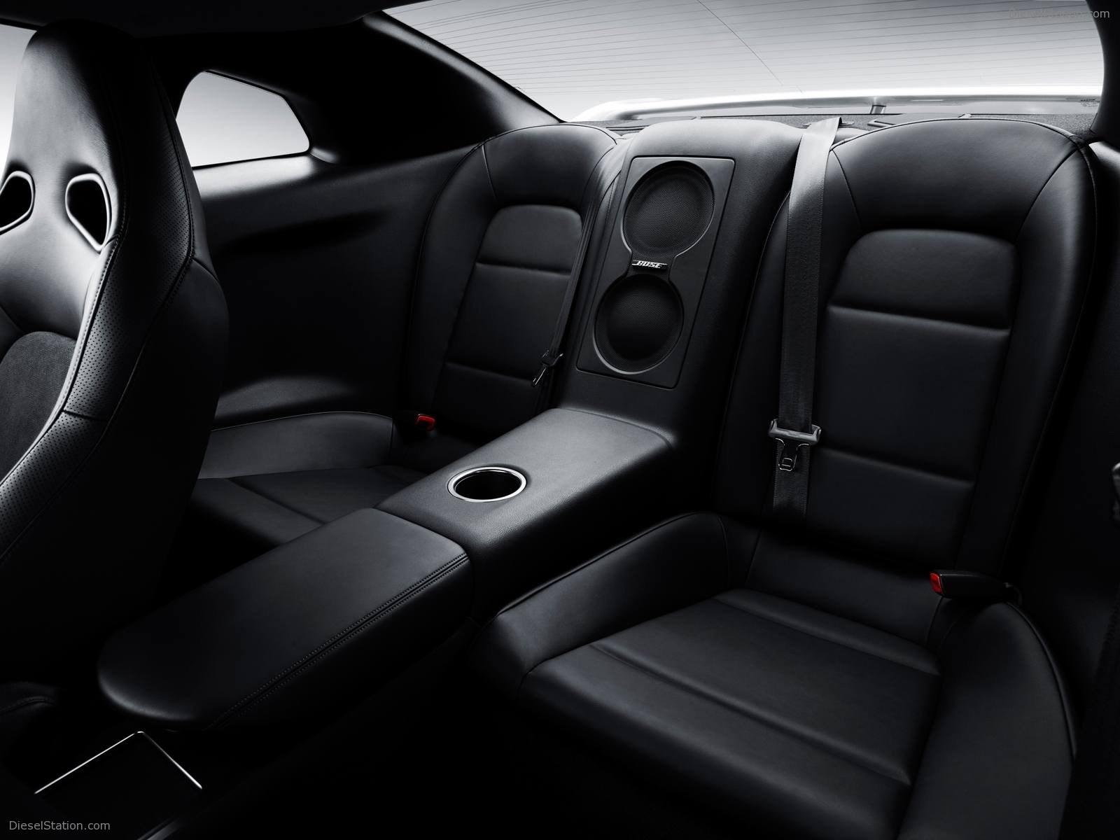 New Nissan GT-R Wallpapers