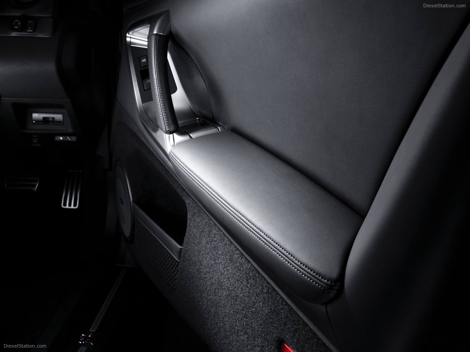 New Nissan GT-R Wallpapers