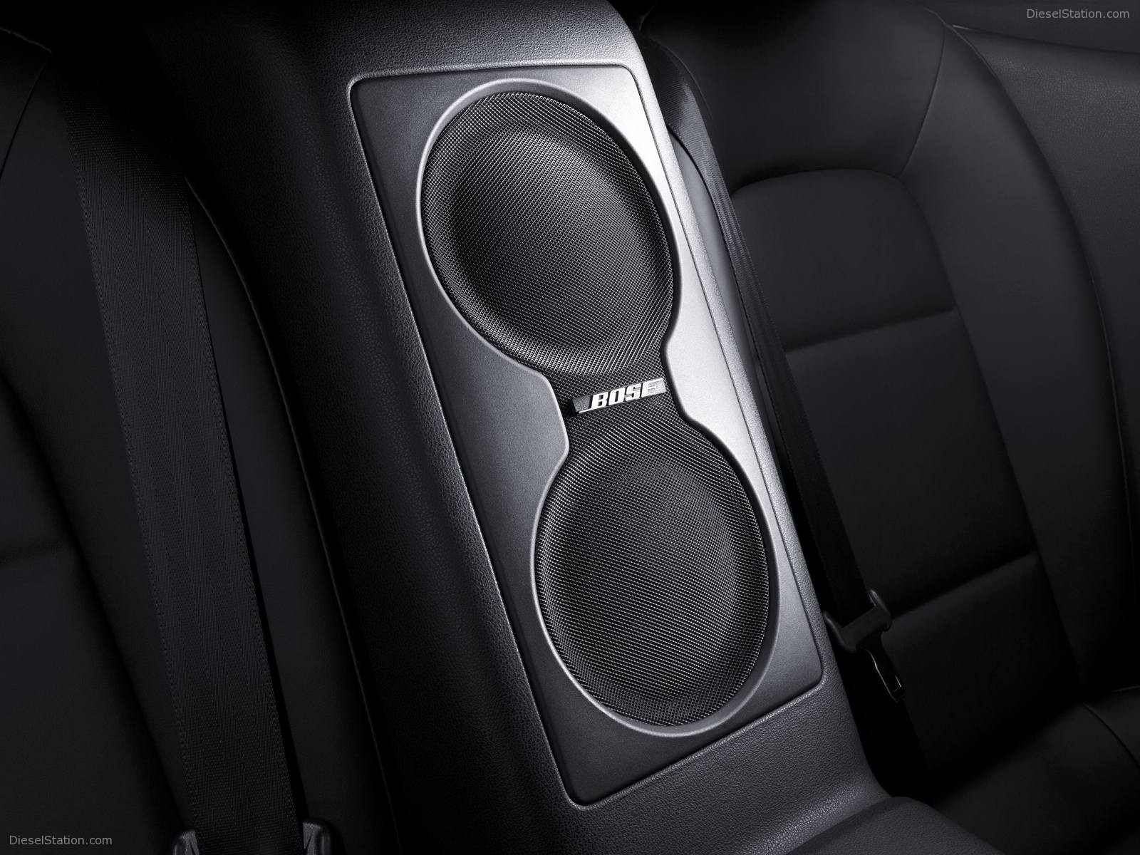 New Nissan GT-R Wallpapers