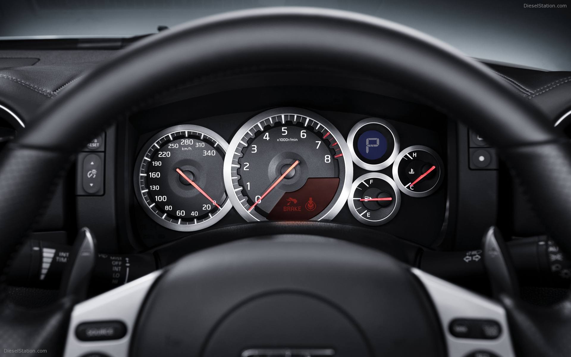 New Nissan GT-R Wallpapers