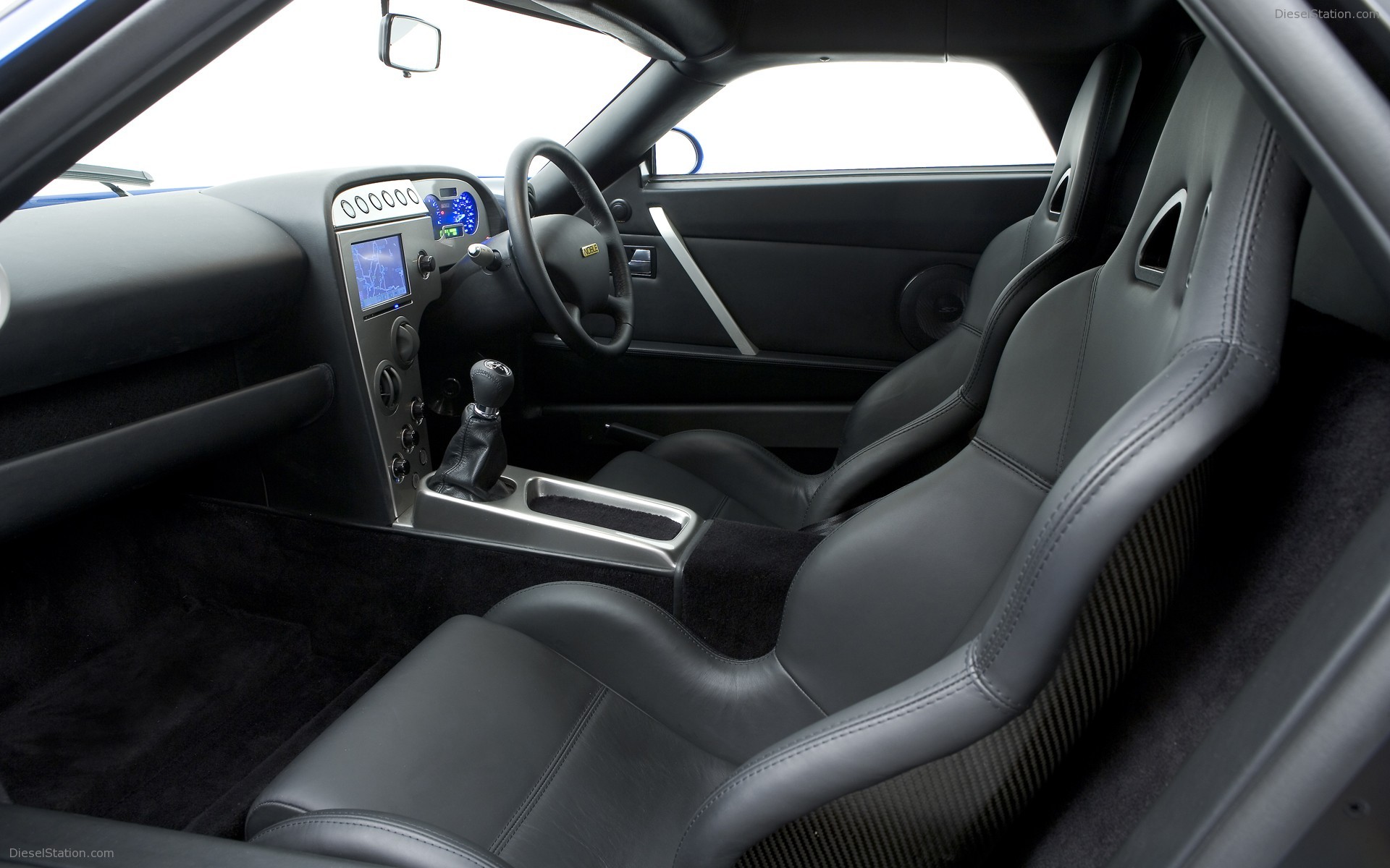 Noble M15