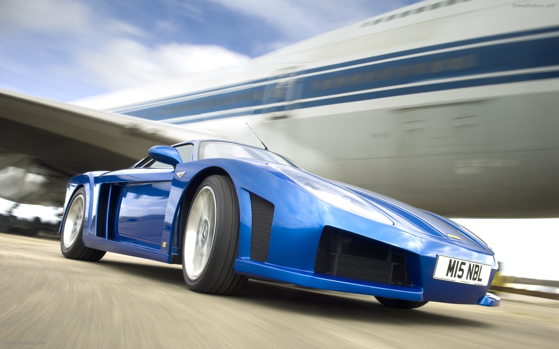 Noble M15