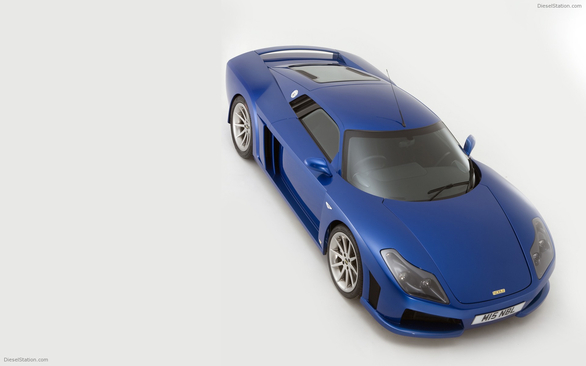 Noble M15