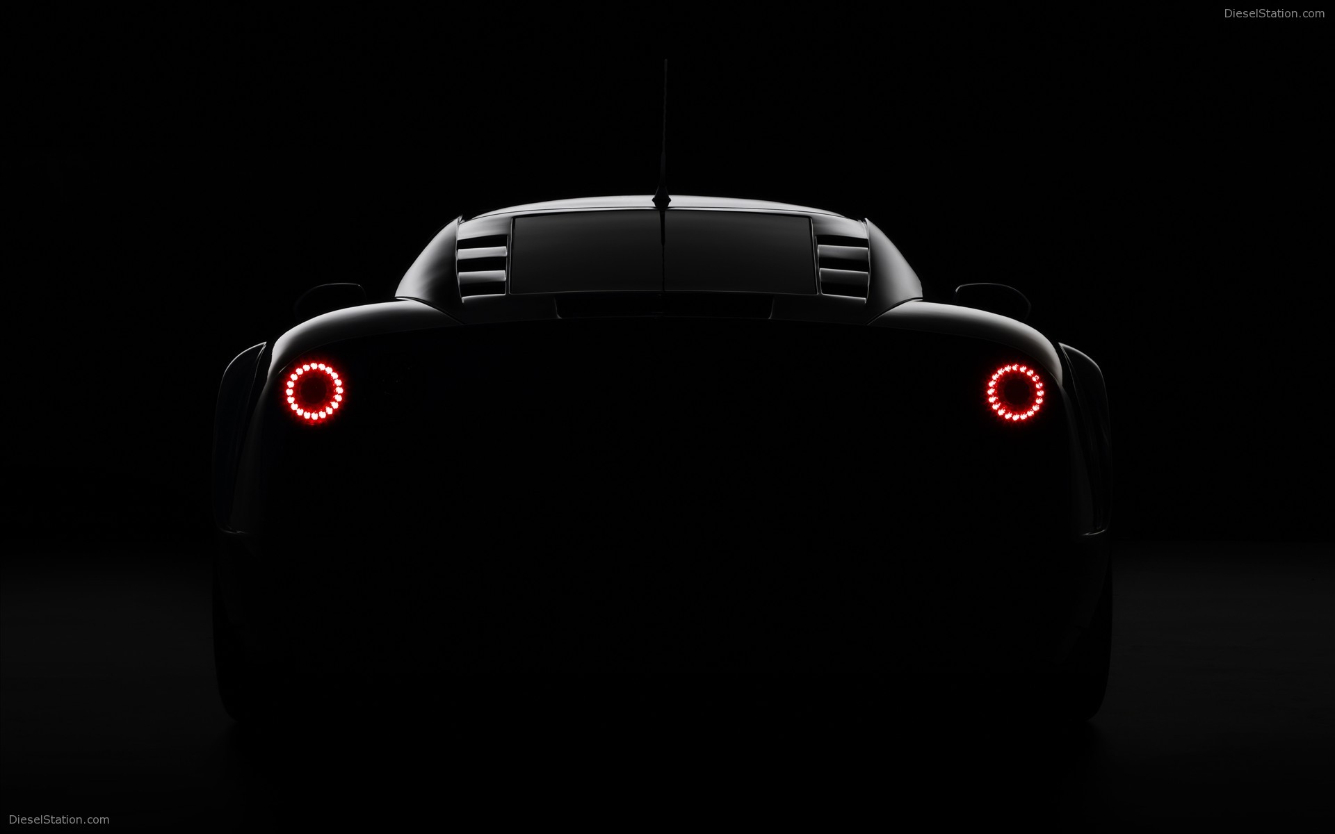 Noble M600