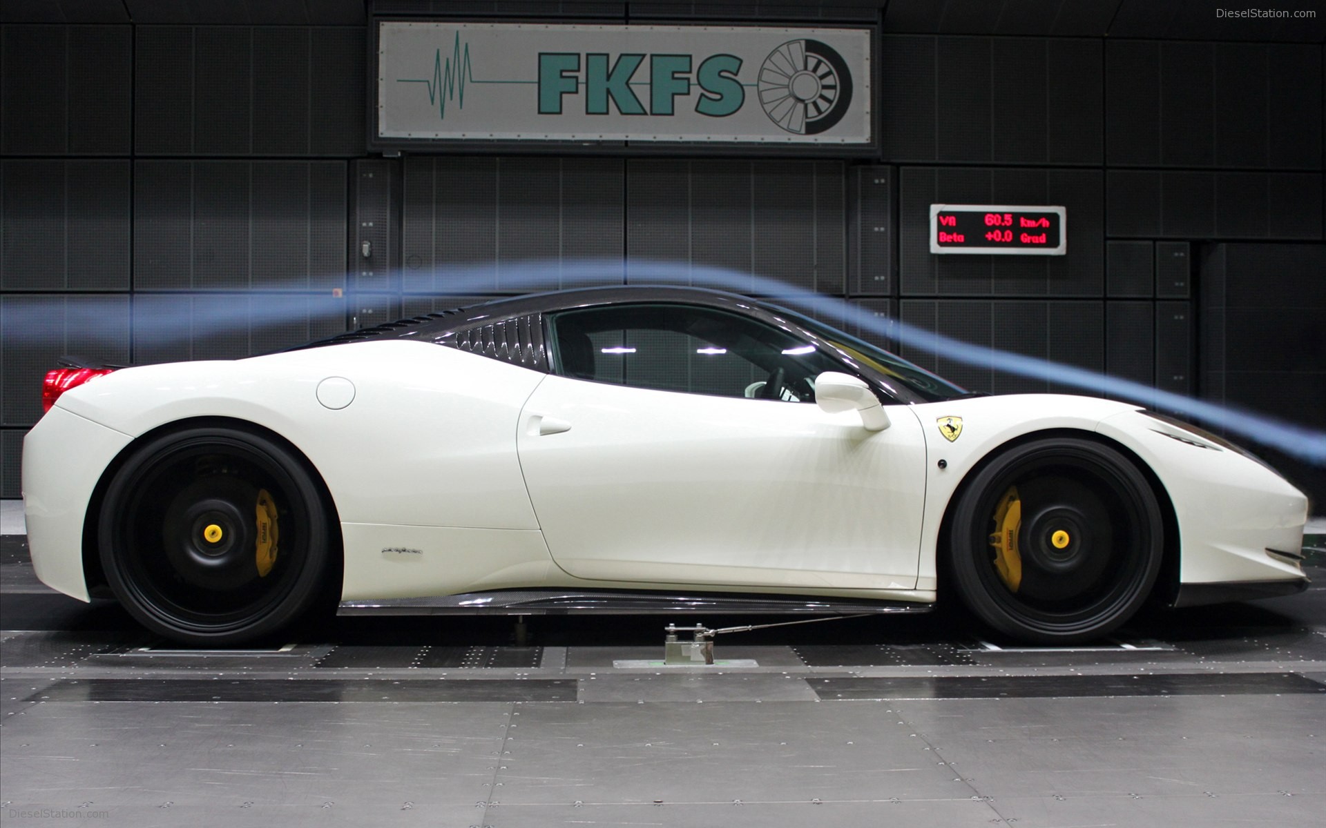 Novitec Rosso Refines Ferrari 458 Italia