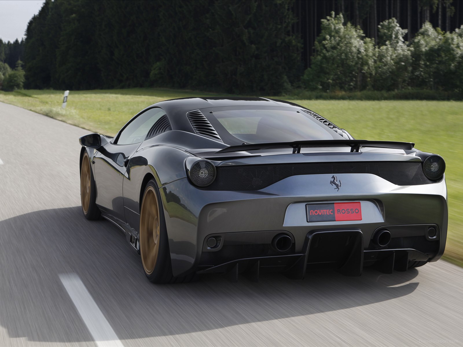 Novitec Rosso Ferrari 458 Speciale 2014