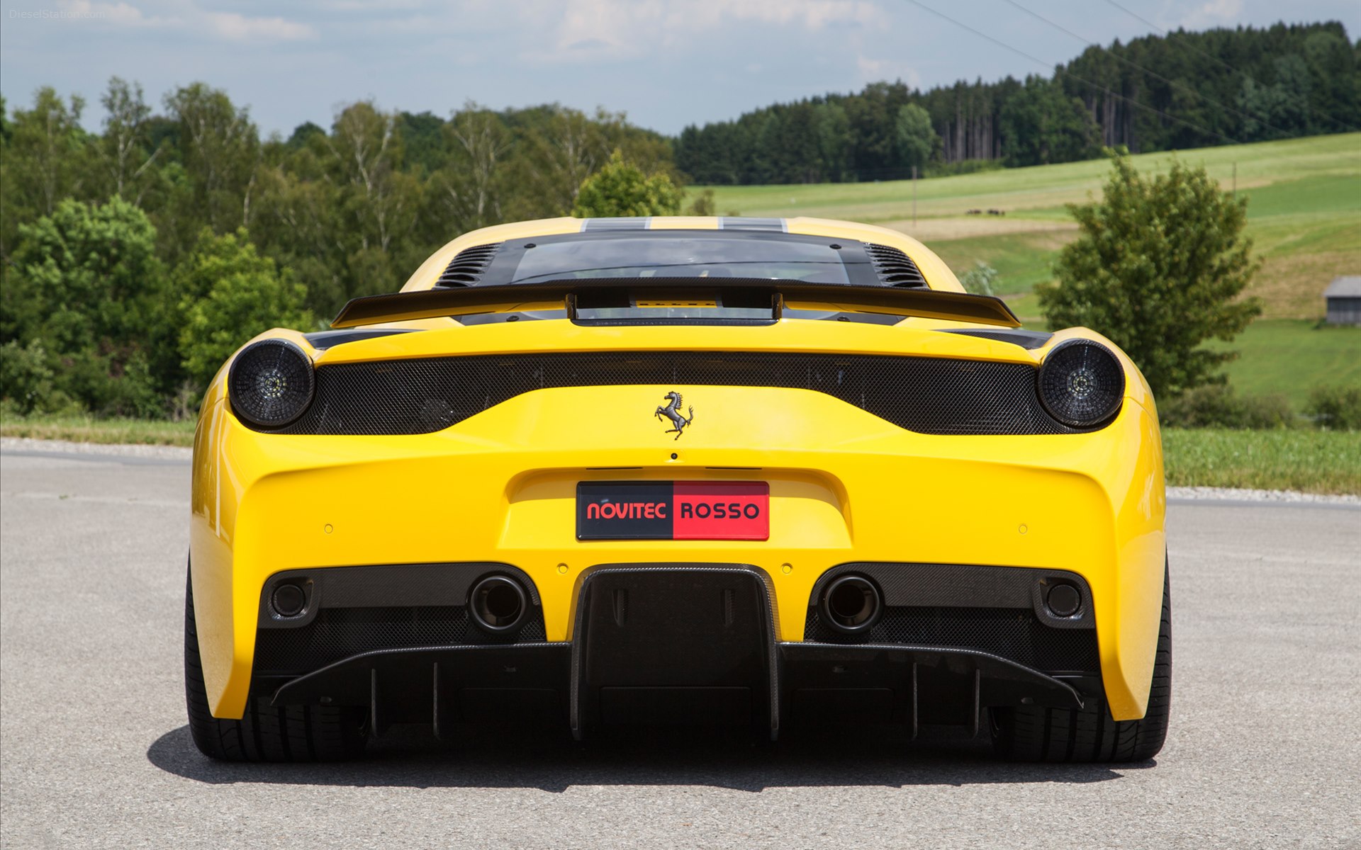 Novitec Rosso Ferrari 458 Speciale 2014