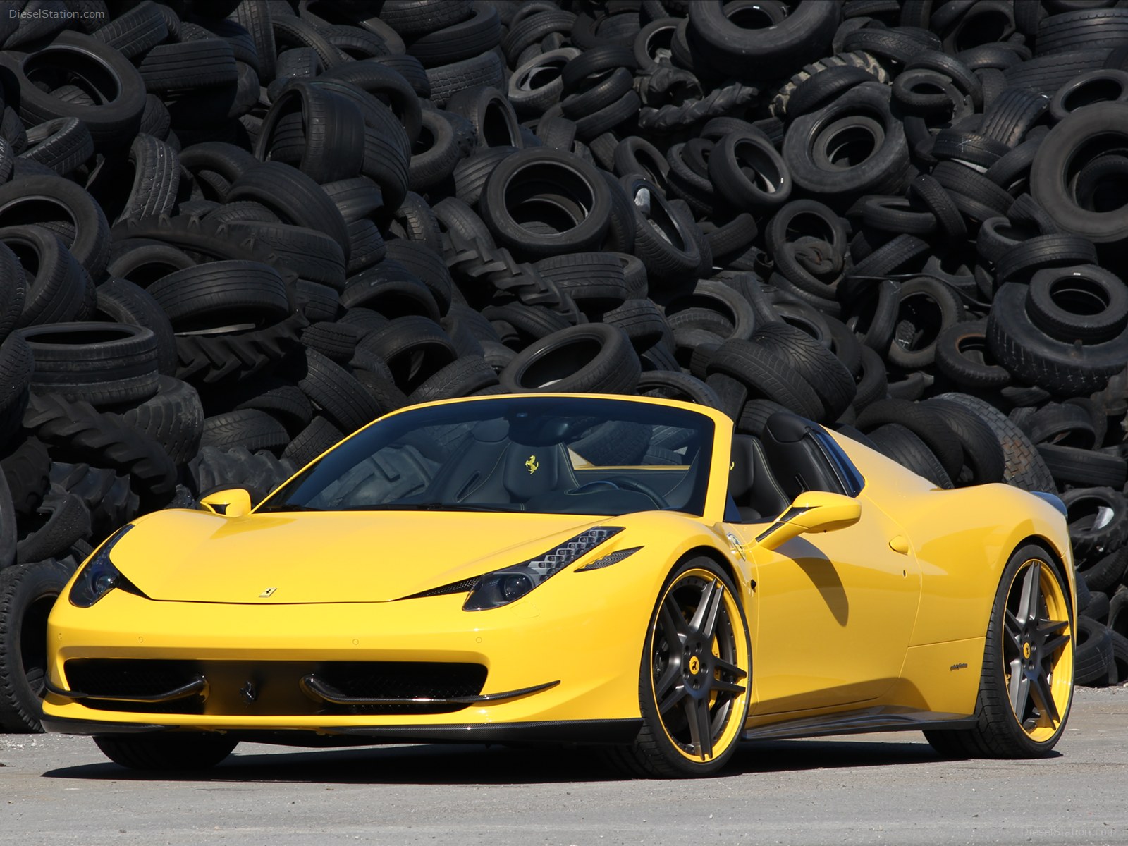 Novitec Rosso Ferrari 458 Spider 2012