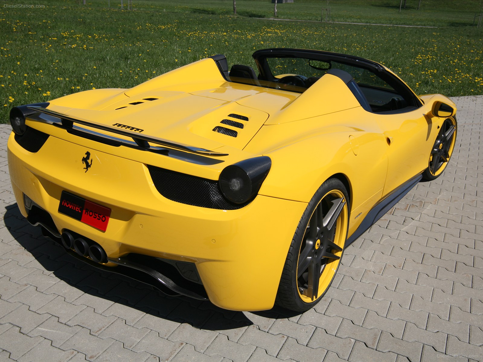Novitec Rosso Ferrari 458 Spider 2012