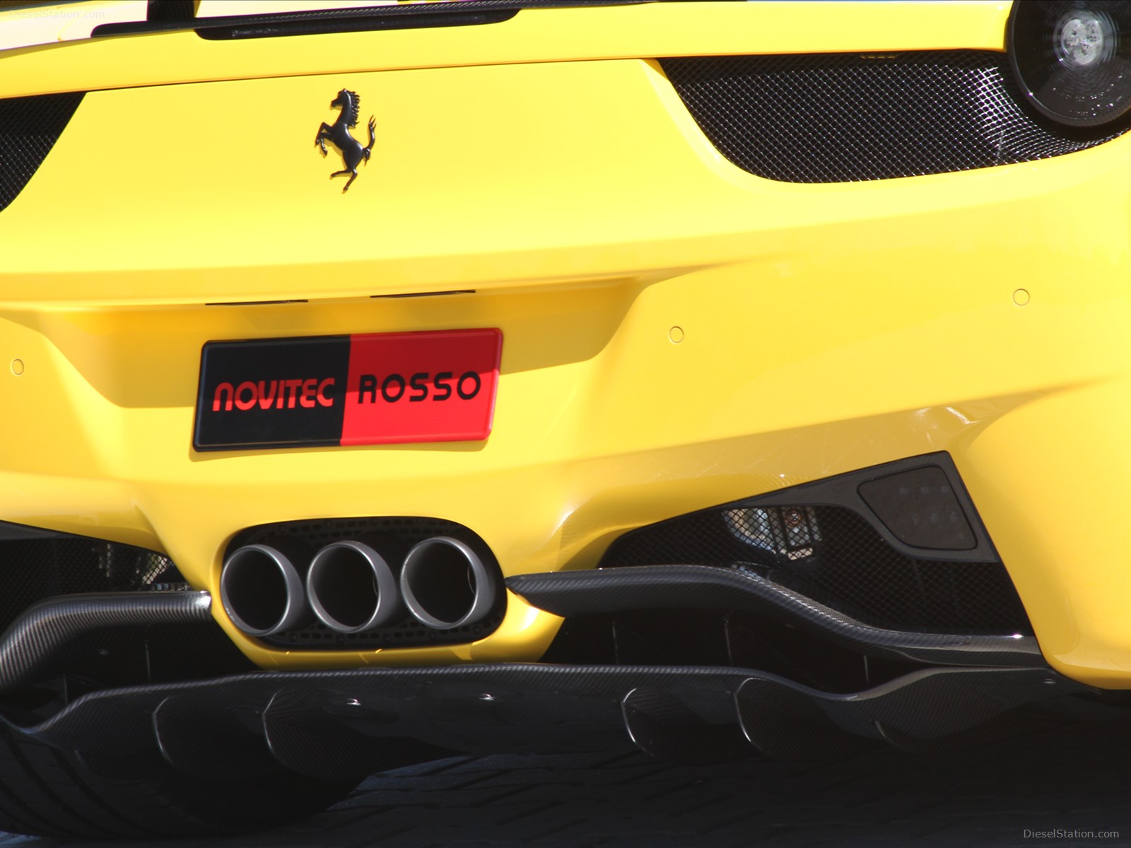 Novitec Rosso Ferrari 458 Spider 2012
