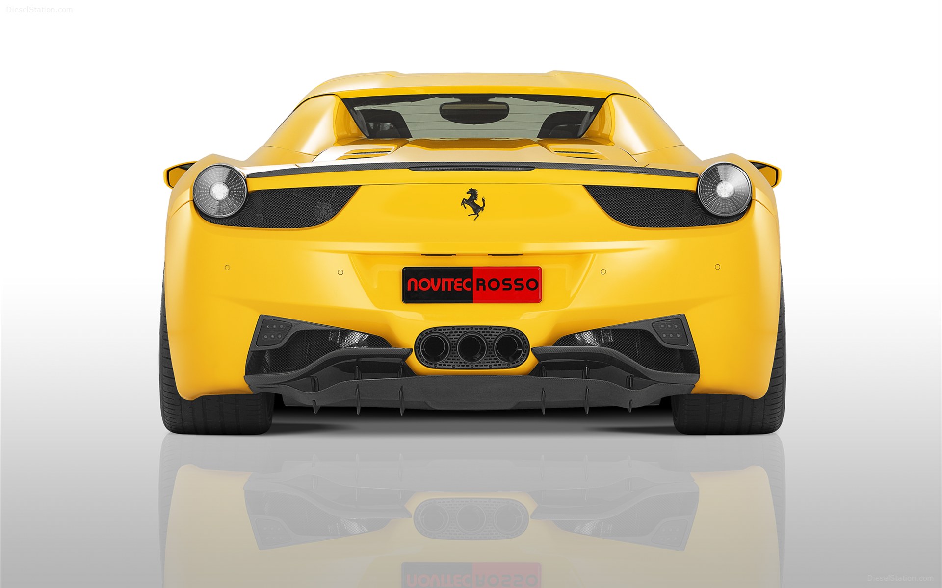 Novitec Rosso Ferrari 458 Spider 2012