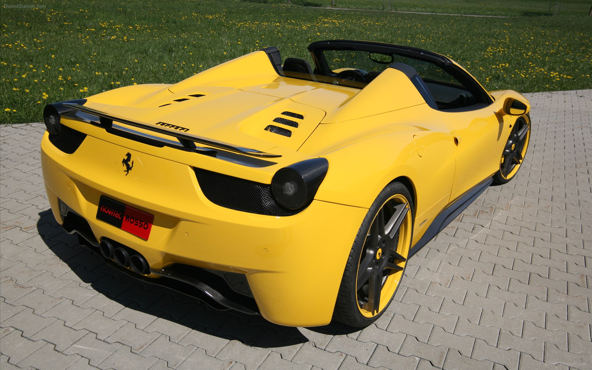 Novitec Rosso Ferrari 458 Spider 2012