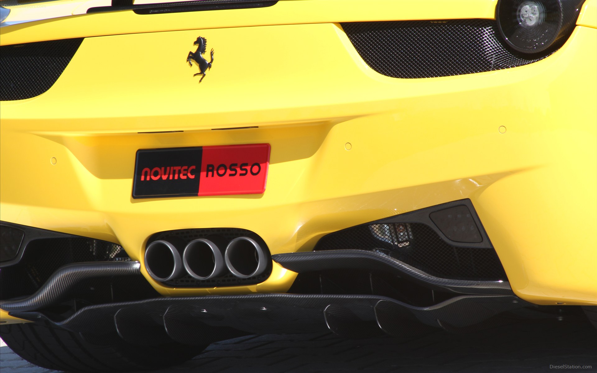 Novitec Rosso Ferrari 458 Spider 2012