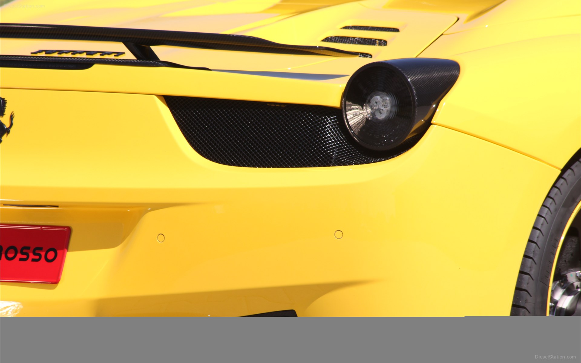Novitec Rosso Ferrari 458 Spider 2012