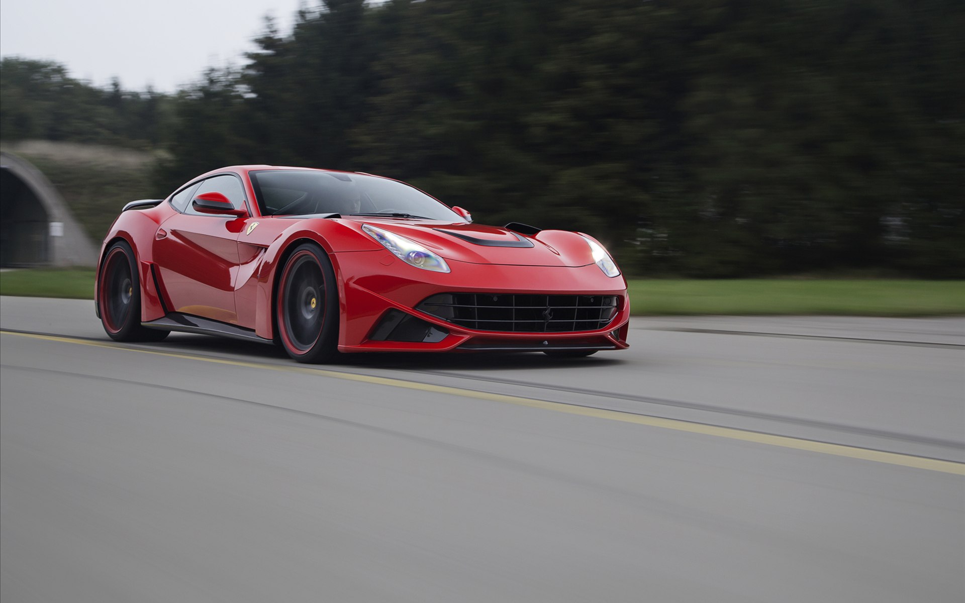 Novitec Ferrari F12 Berlinetta N LARGO 2014 Novitec Ferrari F12 Berlinetta N LARGO 2014
