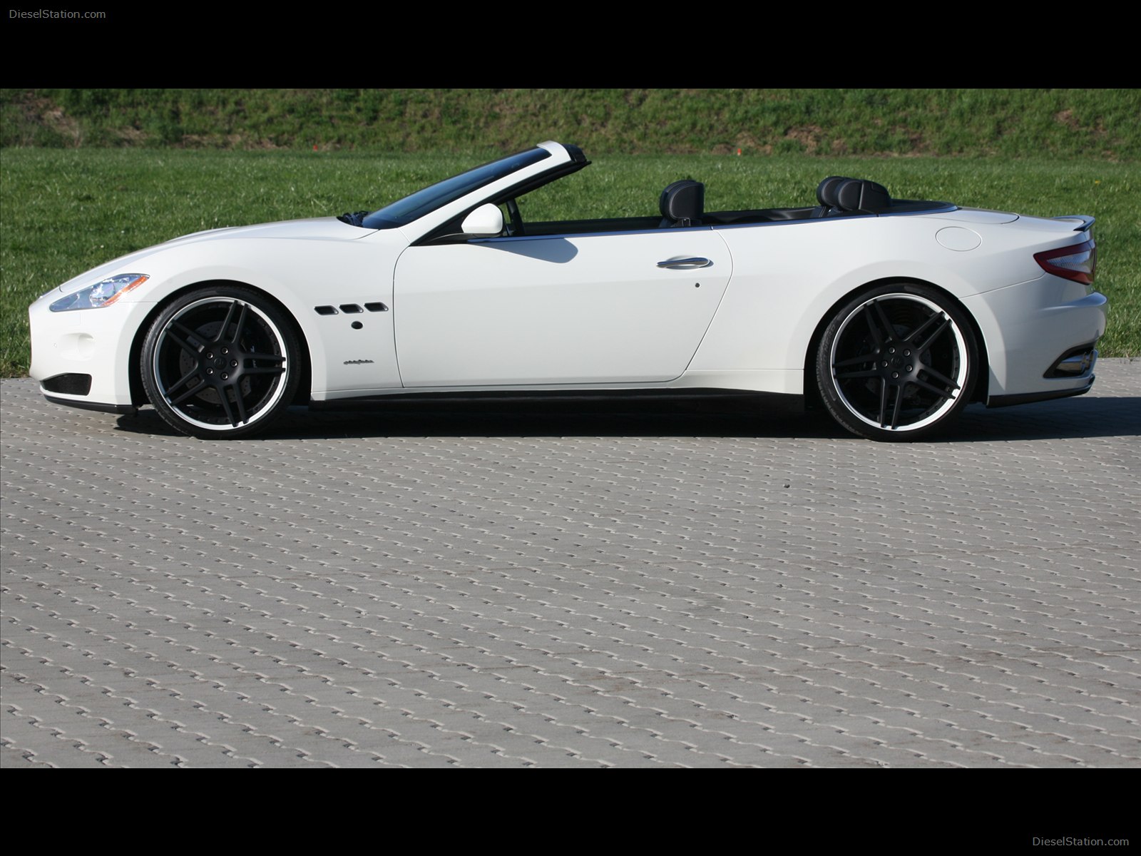 Maserati GranCabrio from Novitec Tridente 2011