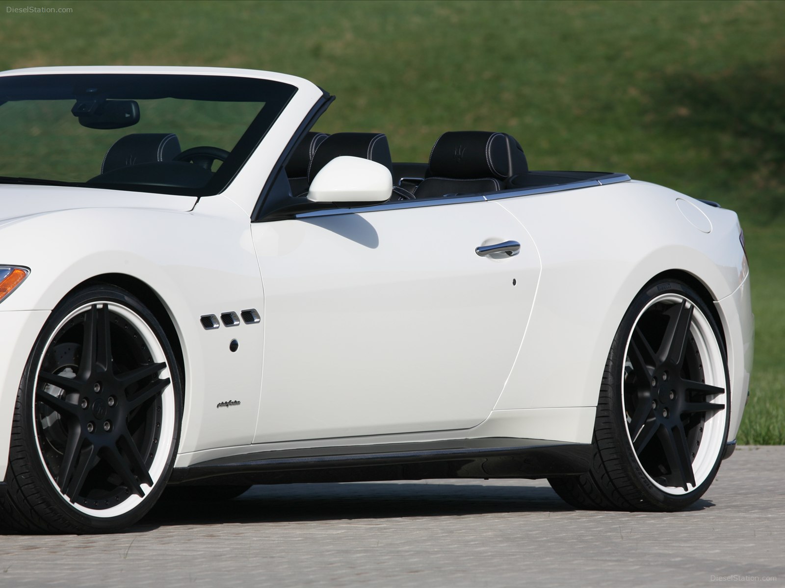 Maserati GranCabrio from Novitec Tridente 2011 Maserati GranCabrio from Novitec Tridente 2011
