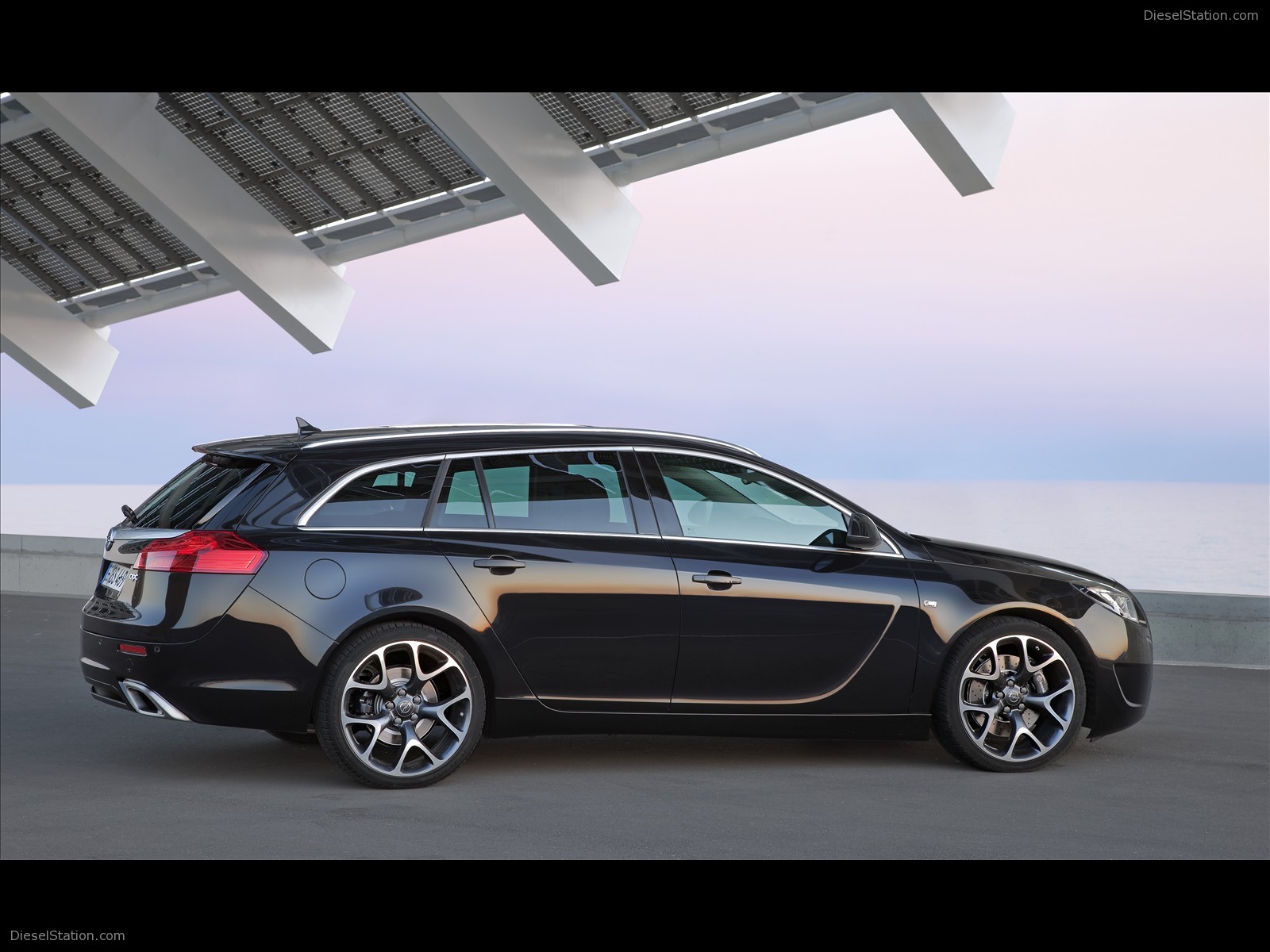 2010 Opel Insignia OPC Sports Tourer