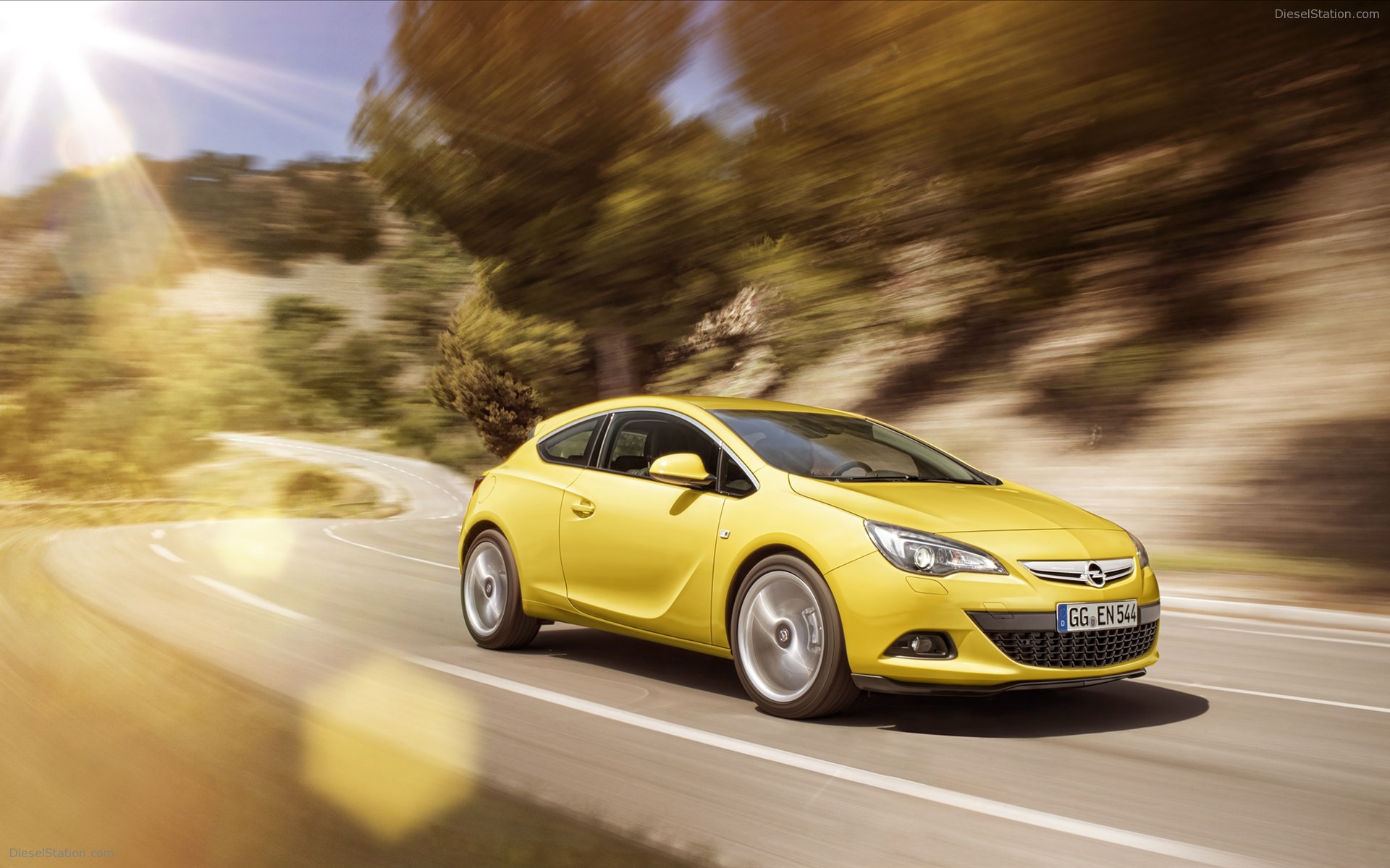 Opel Astra GTC 2012
