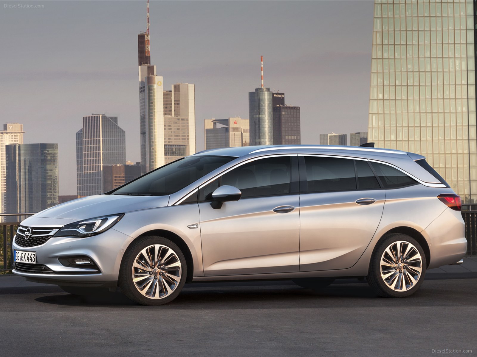 Opel Astra Sports Tourer 2016