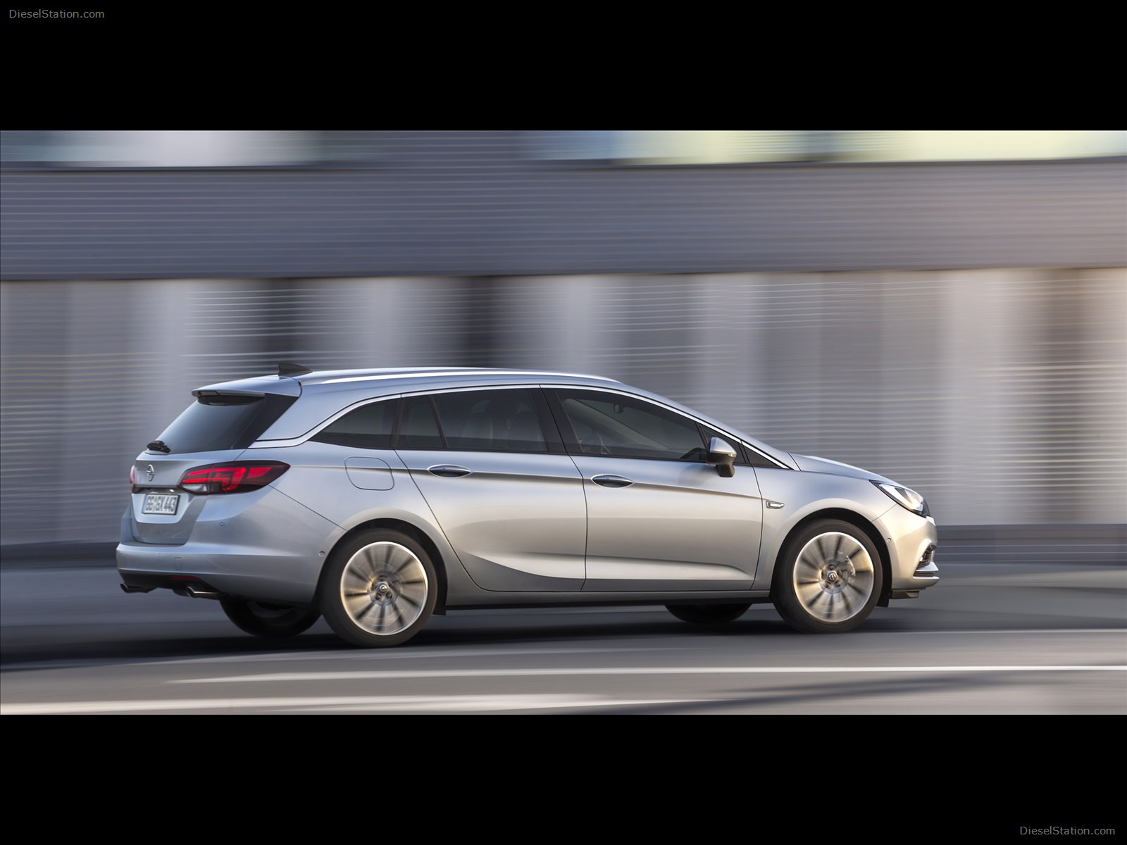 Opel Astra Sports Tourer 2016