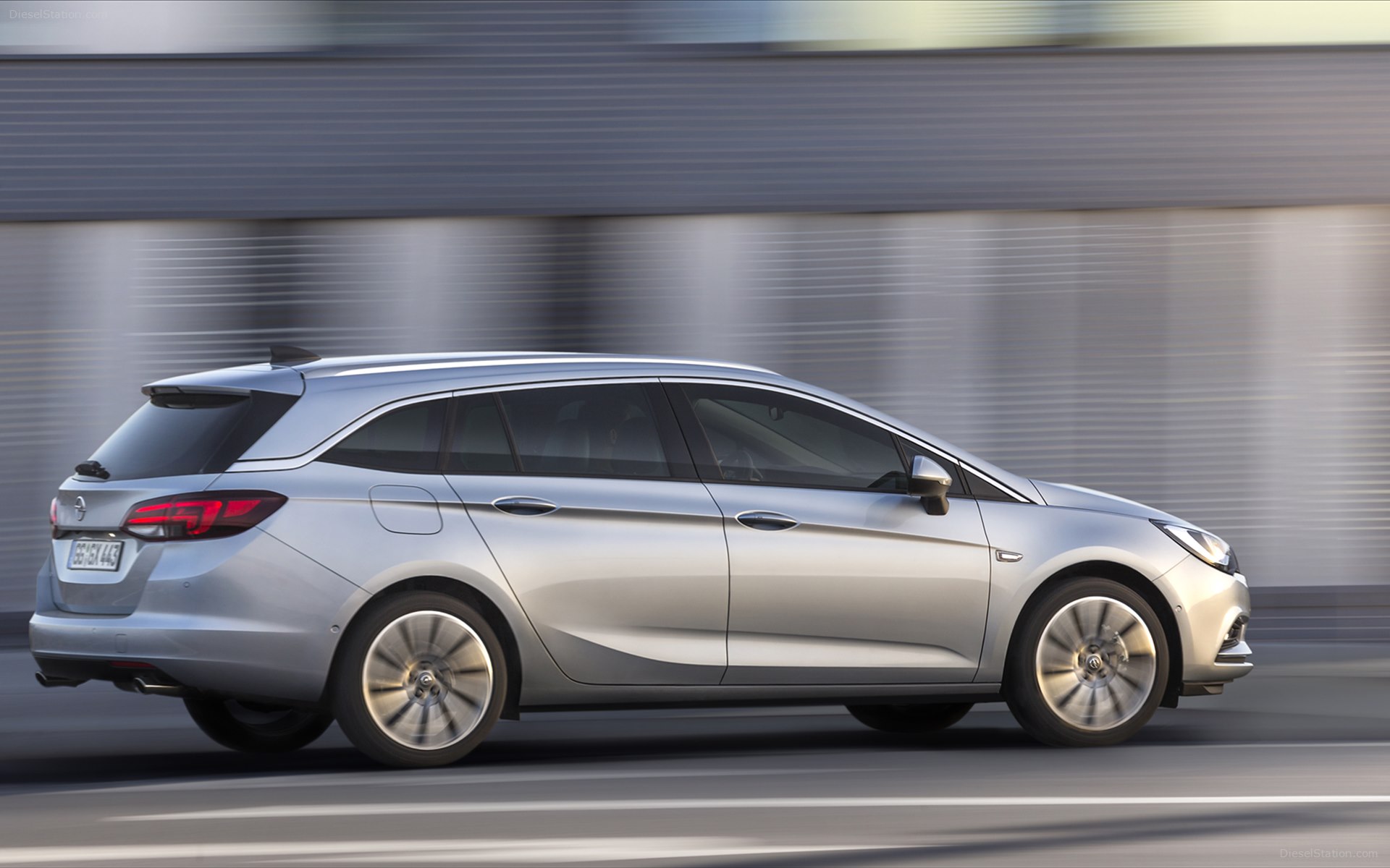 Opel Astra Sports Tourer 2016