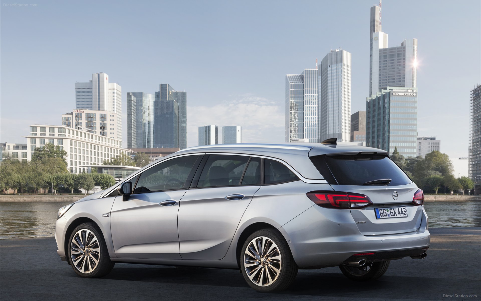 Opel Astra Sports Tourer 2016
