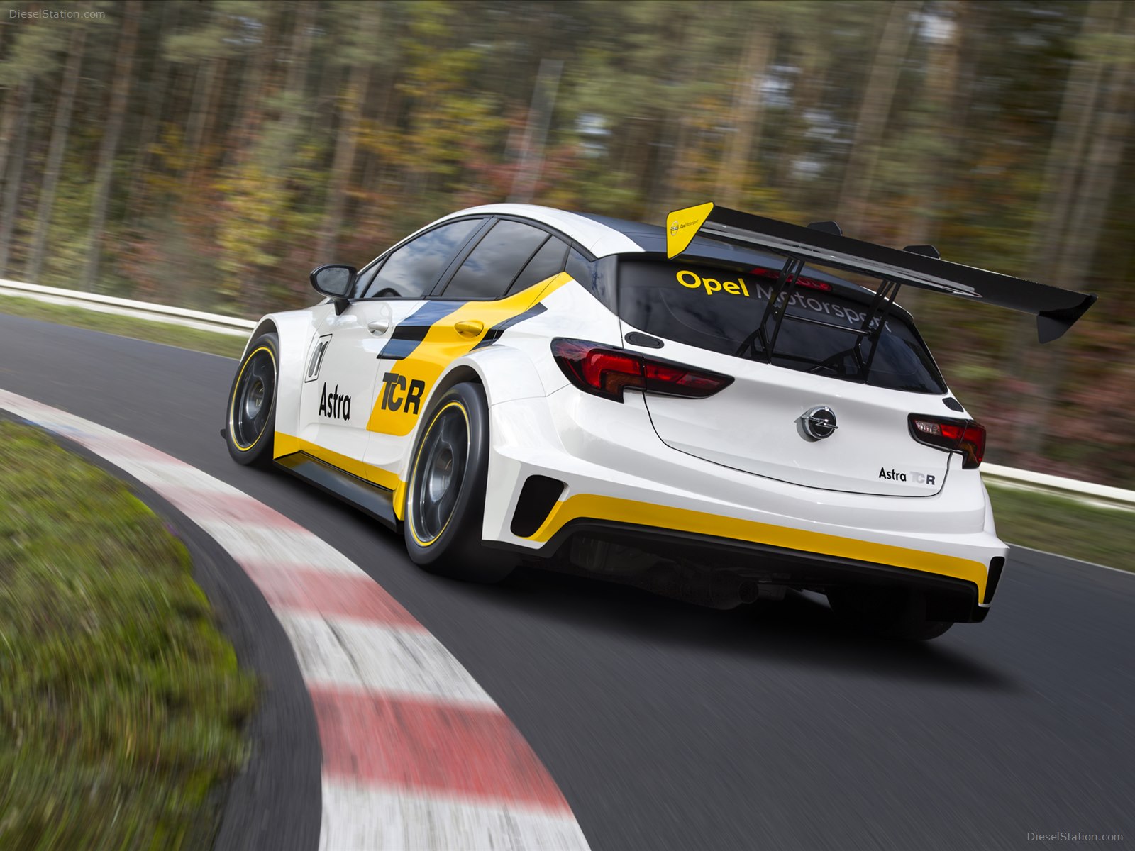 Opel Astra TCR 2016