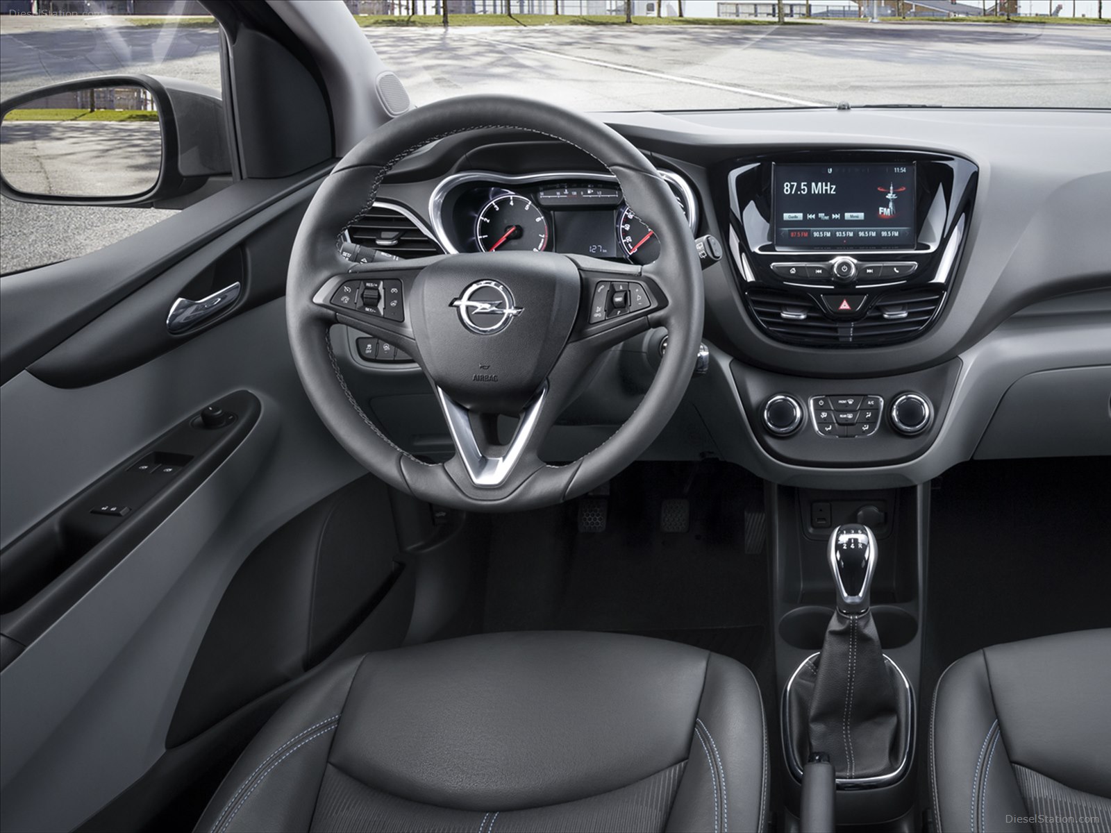Opel Karl 2015