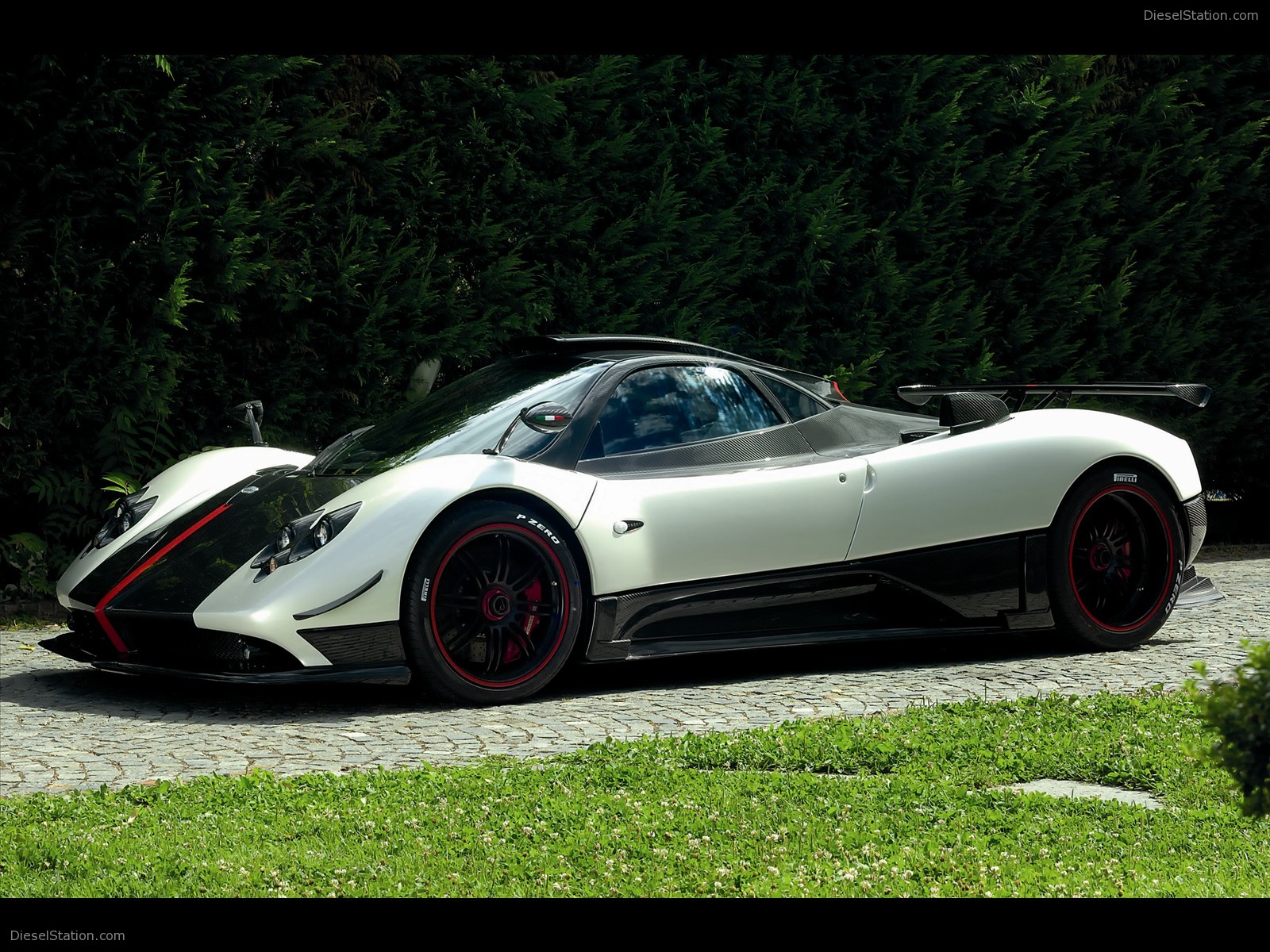 2010 Pagani Cinque Roadster