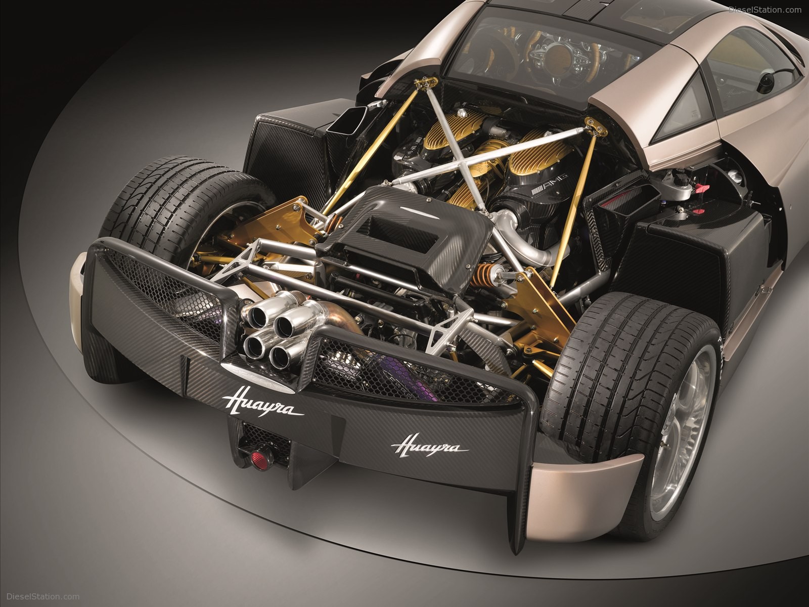 Pagani Huayra 2011