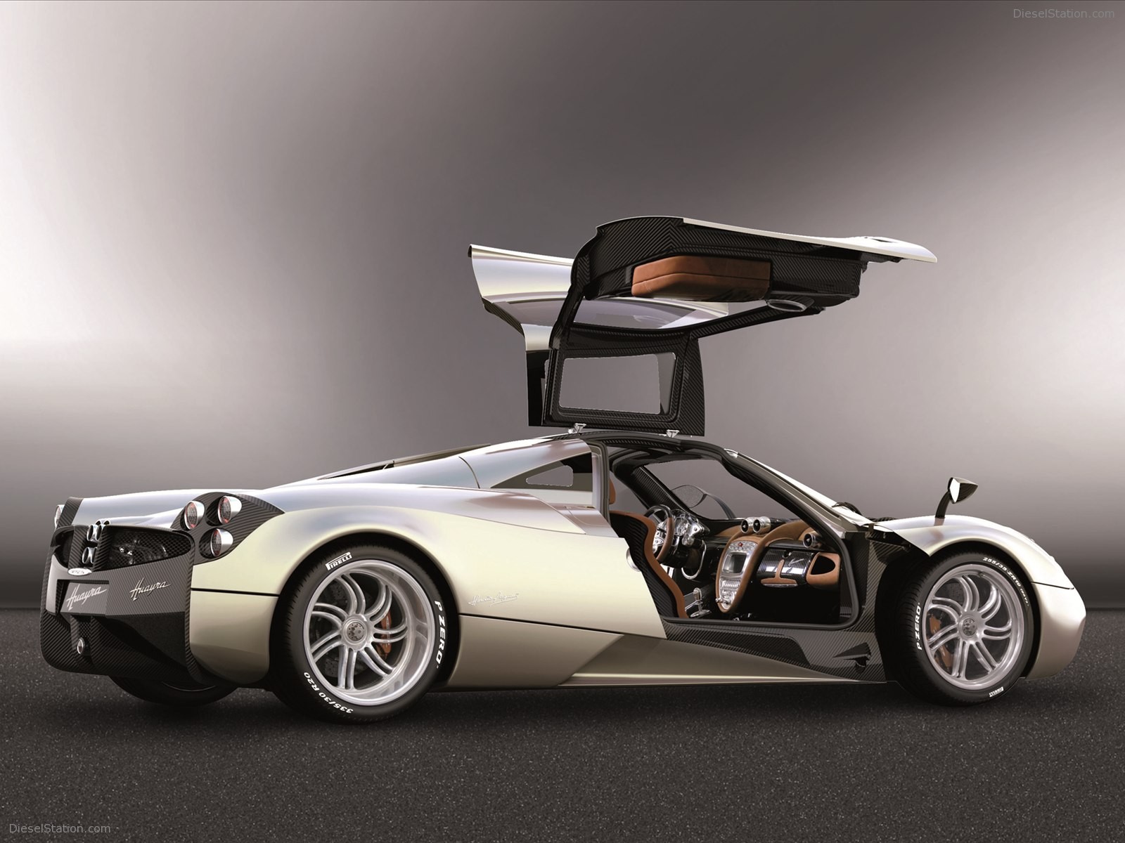 Pagani Huayra 2011