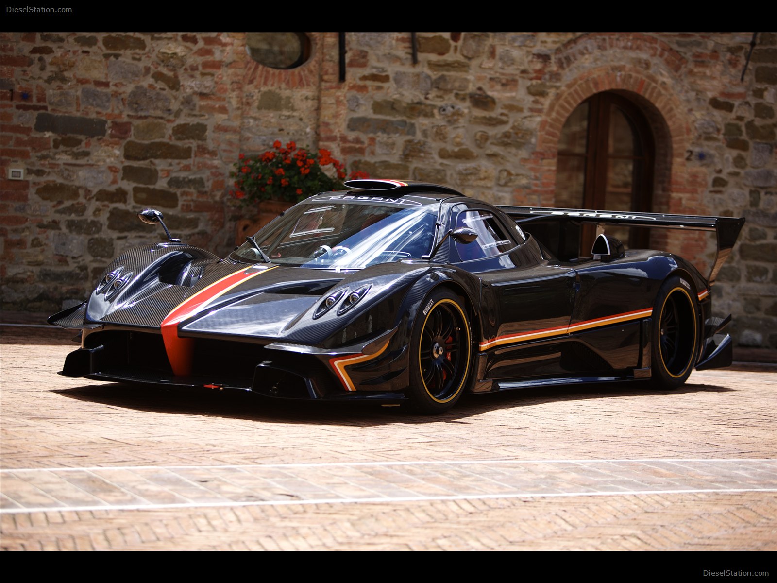 Pagani Zonda Revolucion 2013