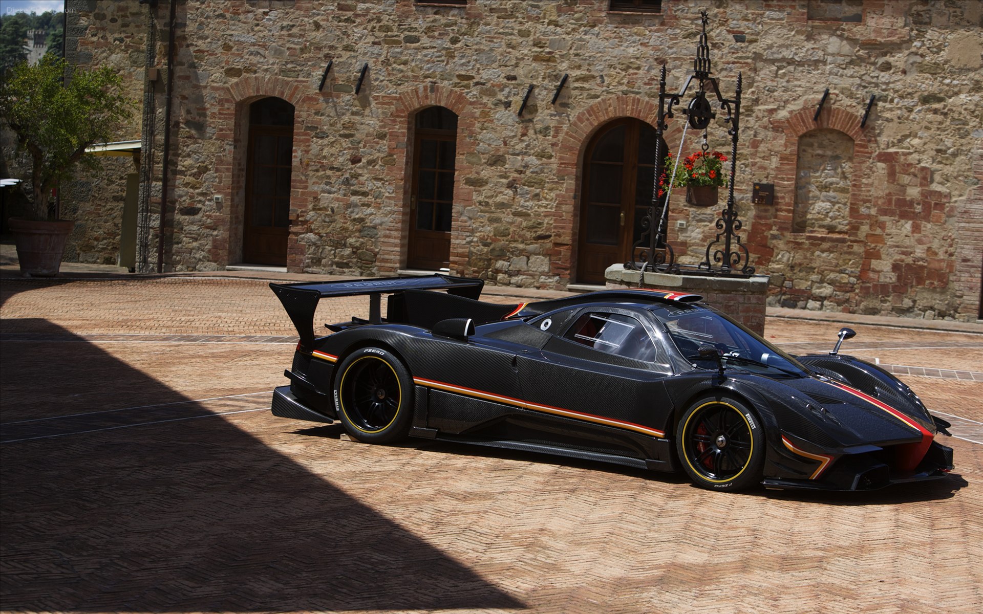 Pagani Zonda Revolucion 2013