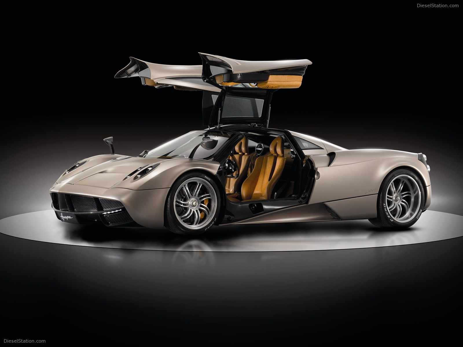 Pagani Huayra 2011