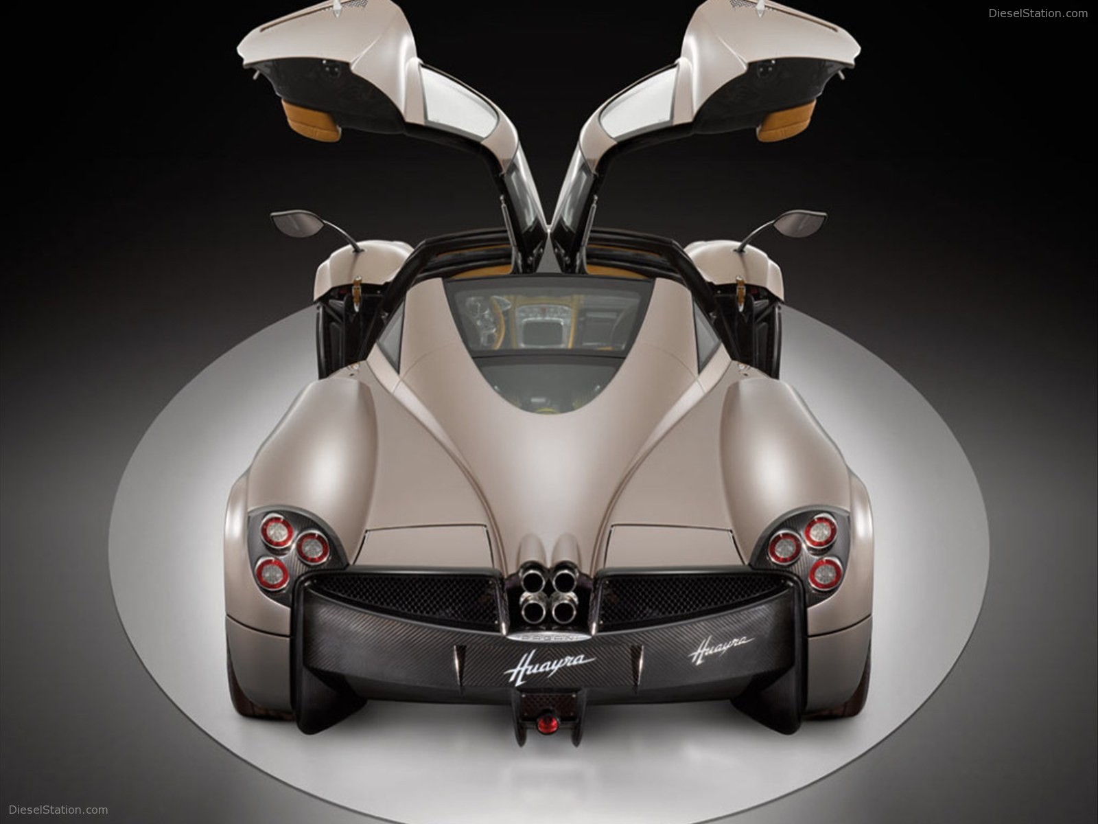 Pagani Huayra 2011