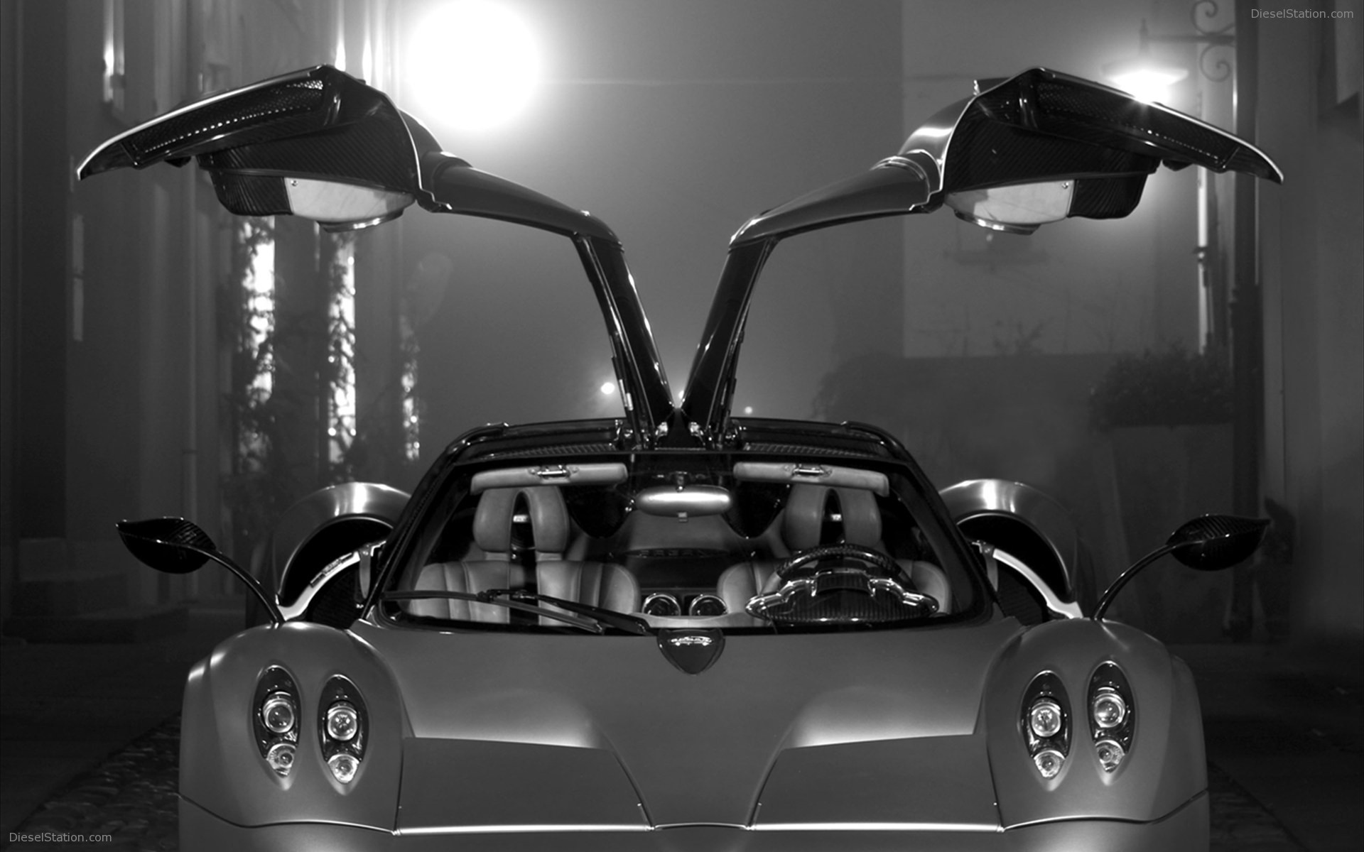 Pagani Huayra 2011