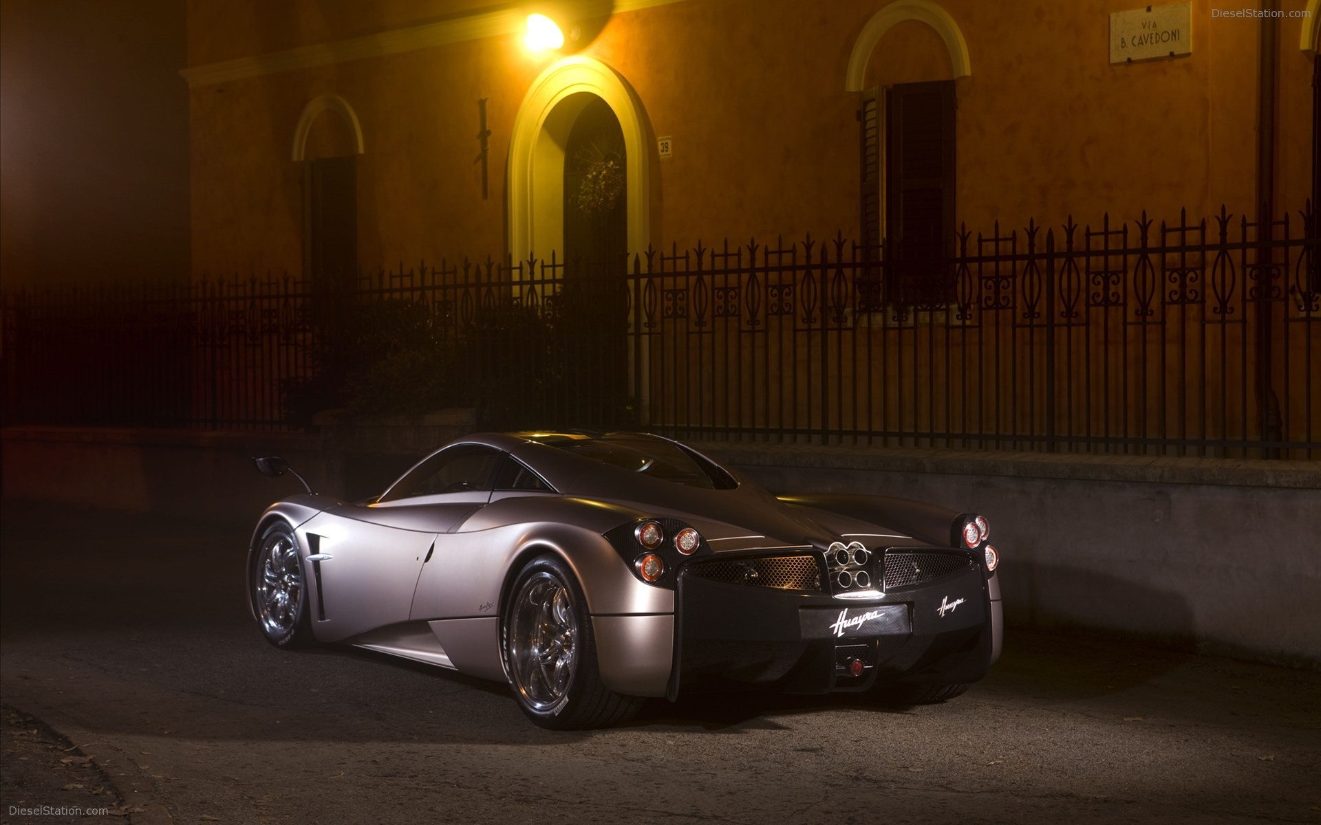 Pagani Huayra 2011