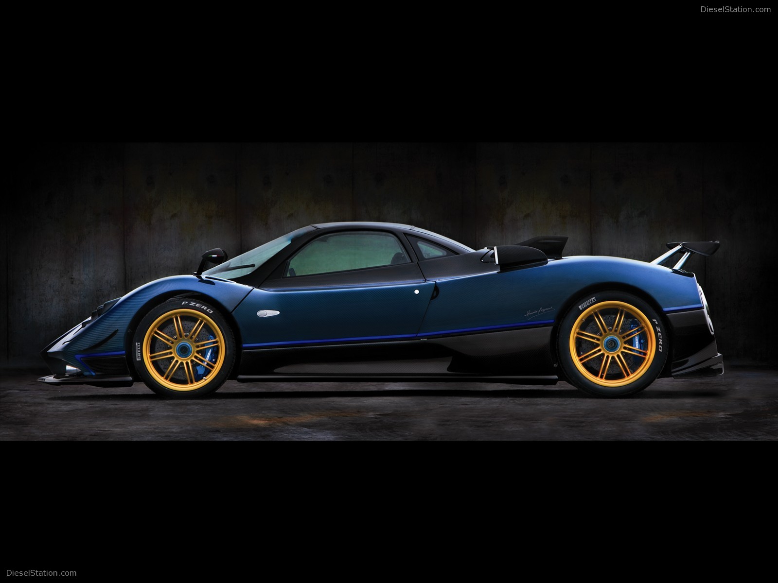 Pagani Zonda Tricolor 2011
