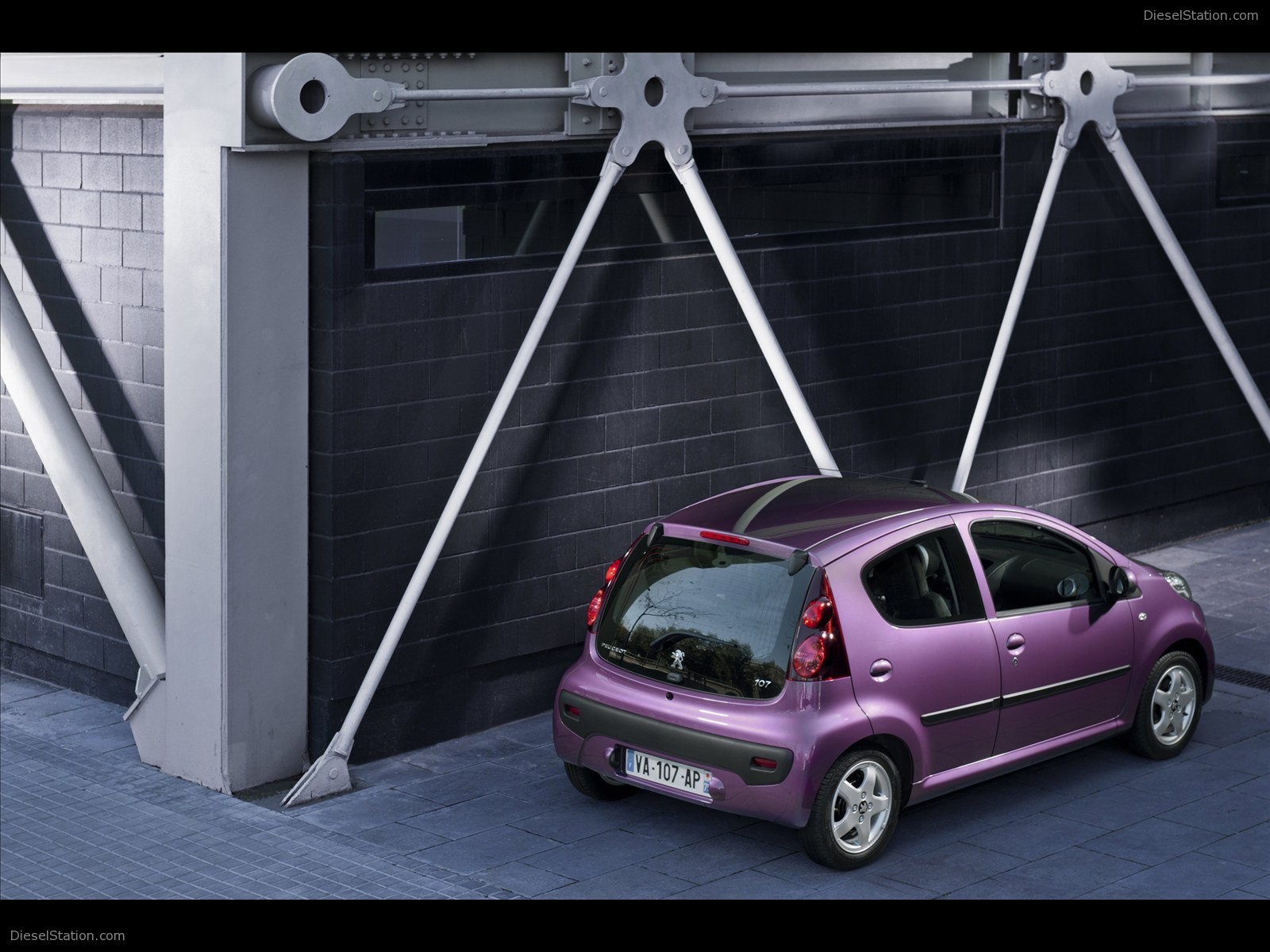 Peugeot 107 2013