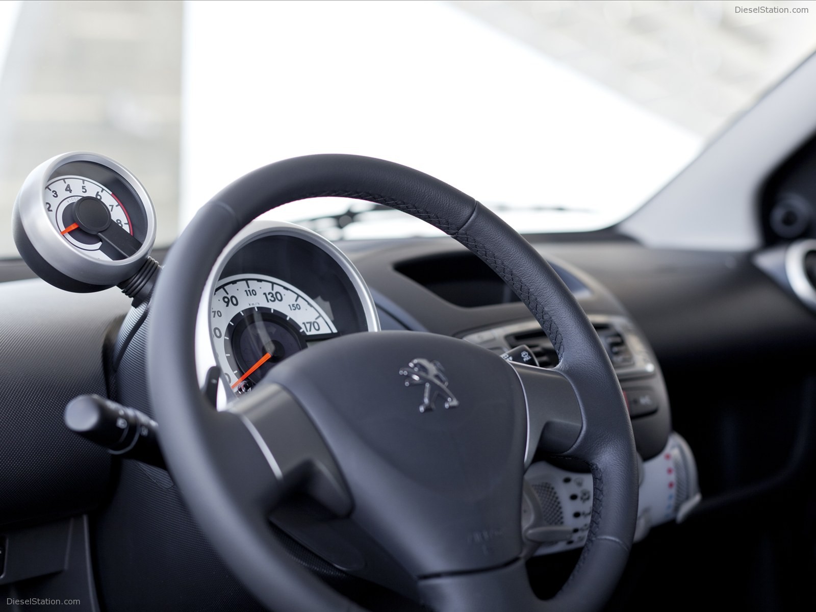 Peugeot 107 2013