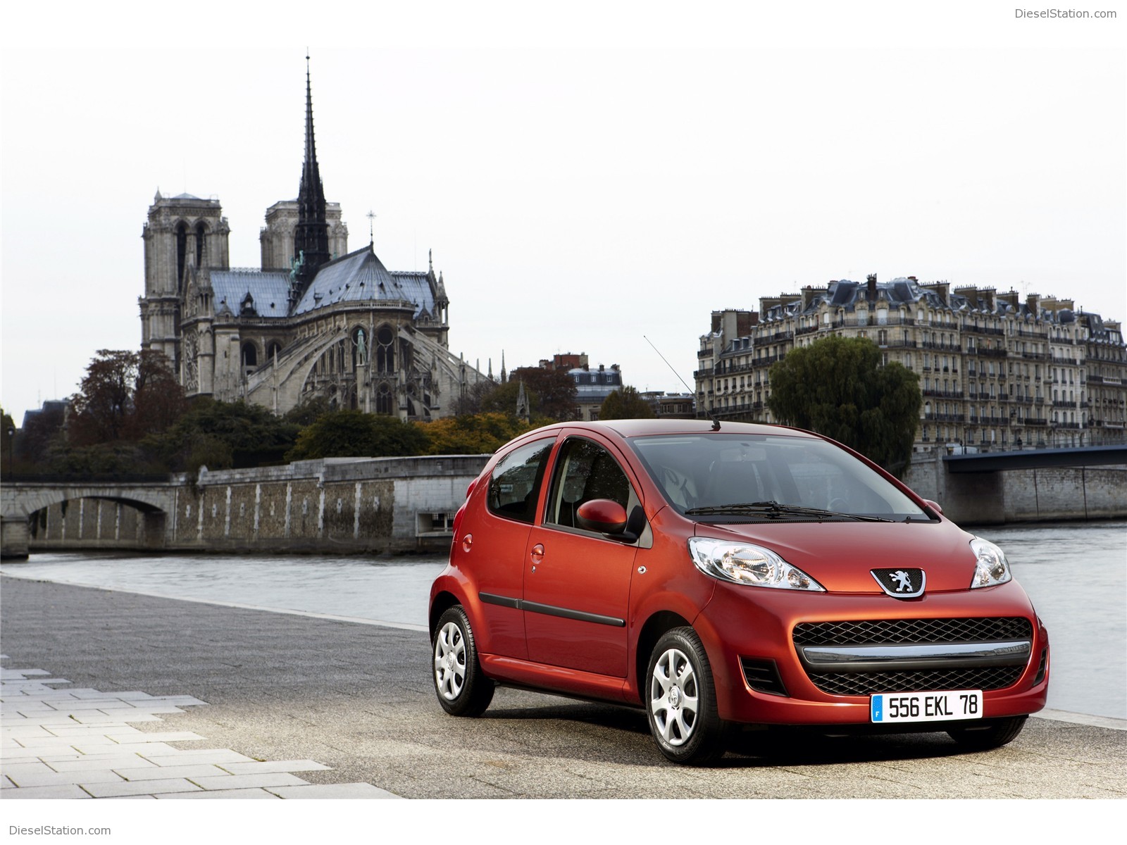 STYLISH 2009 PEUGEOT 107