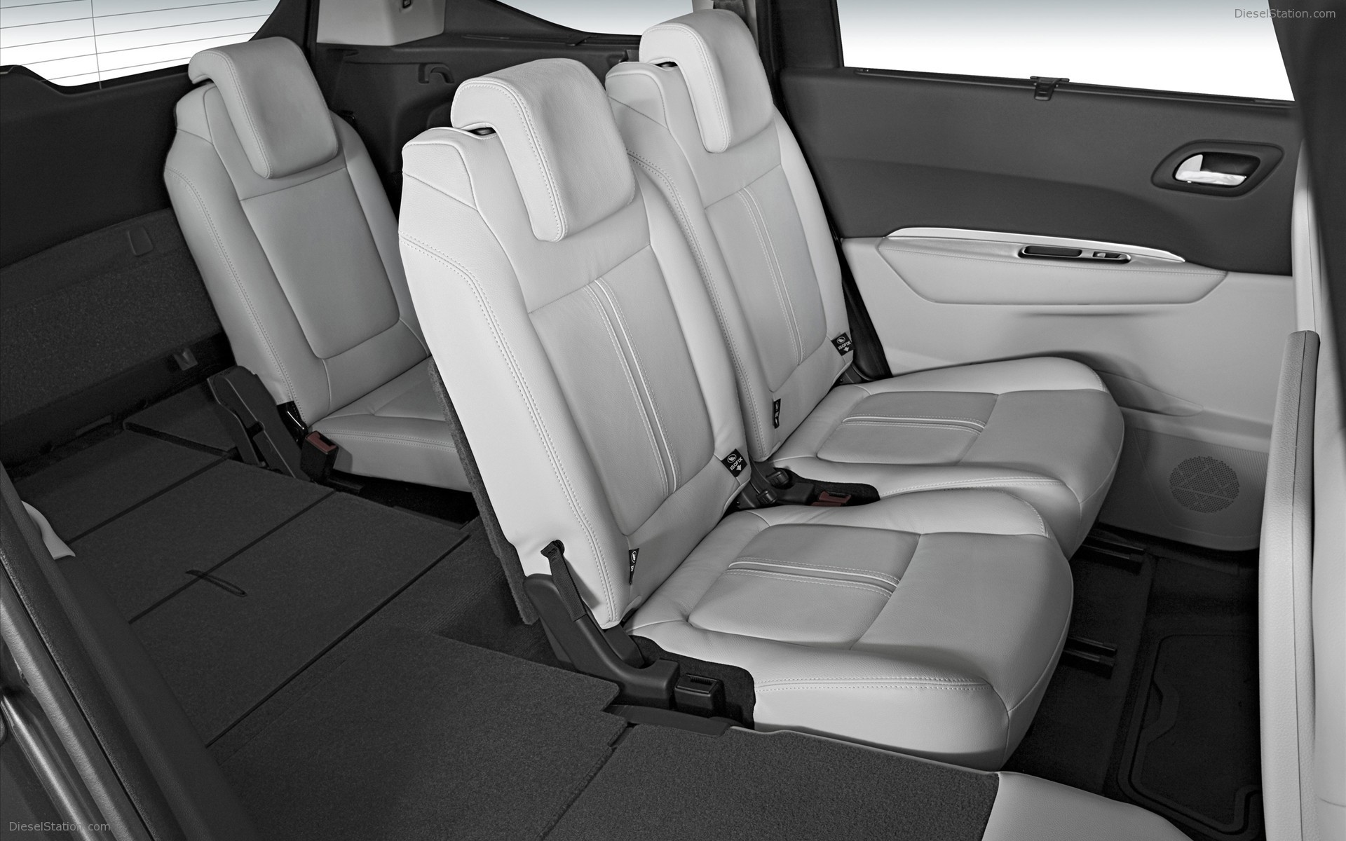 2010 Peugeot 5008