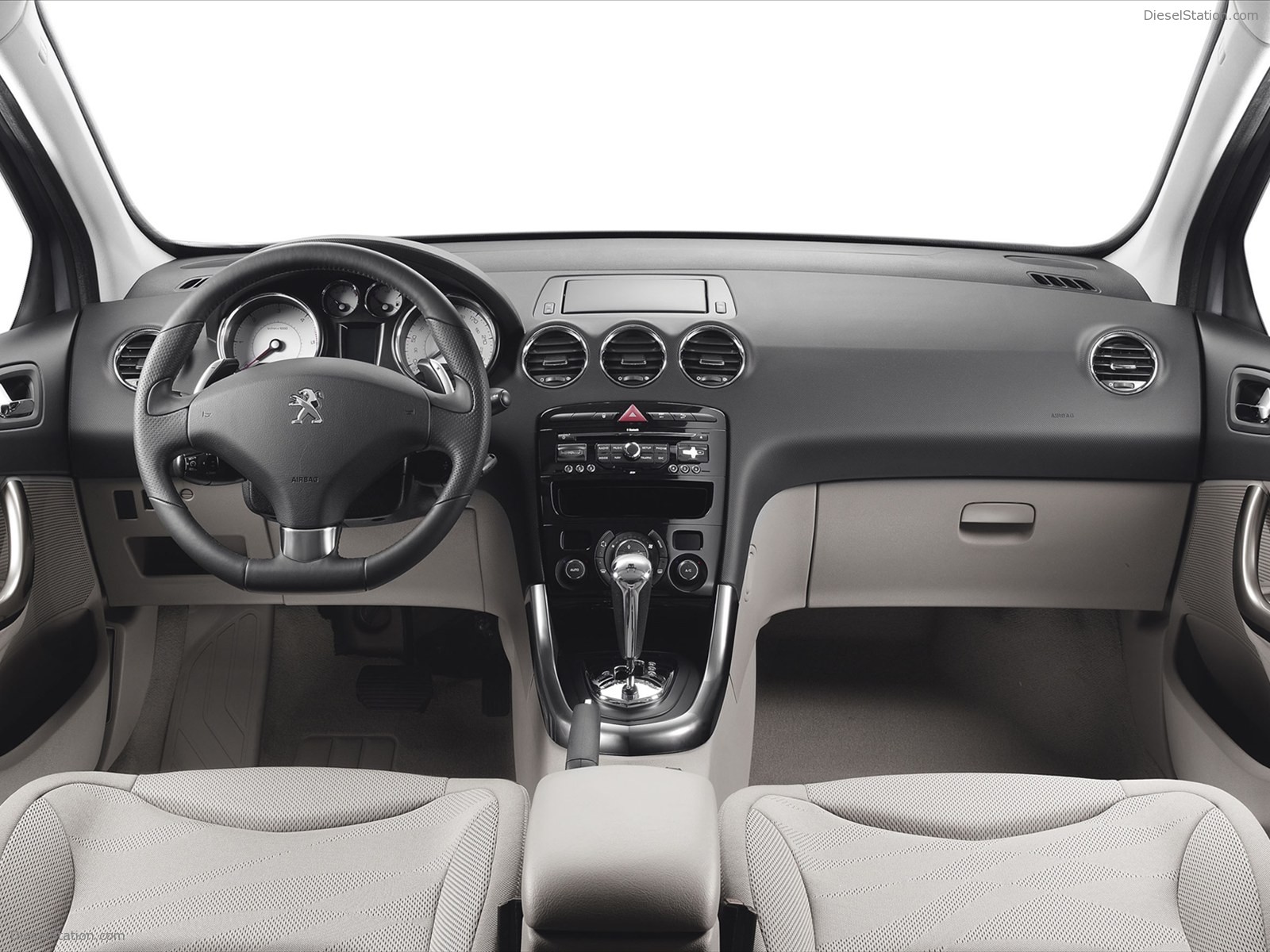 PEUGEOT 308 2011