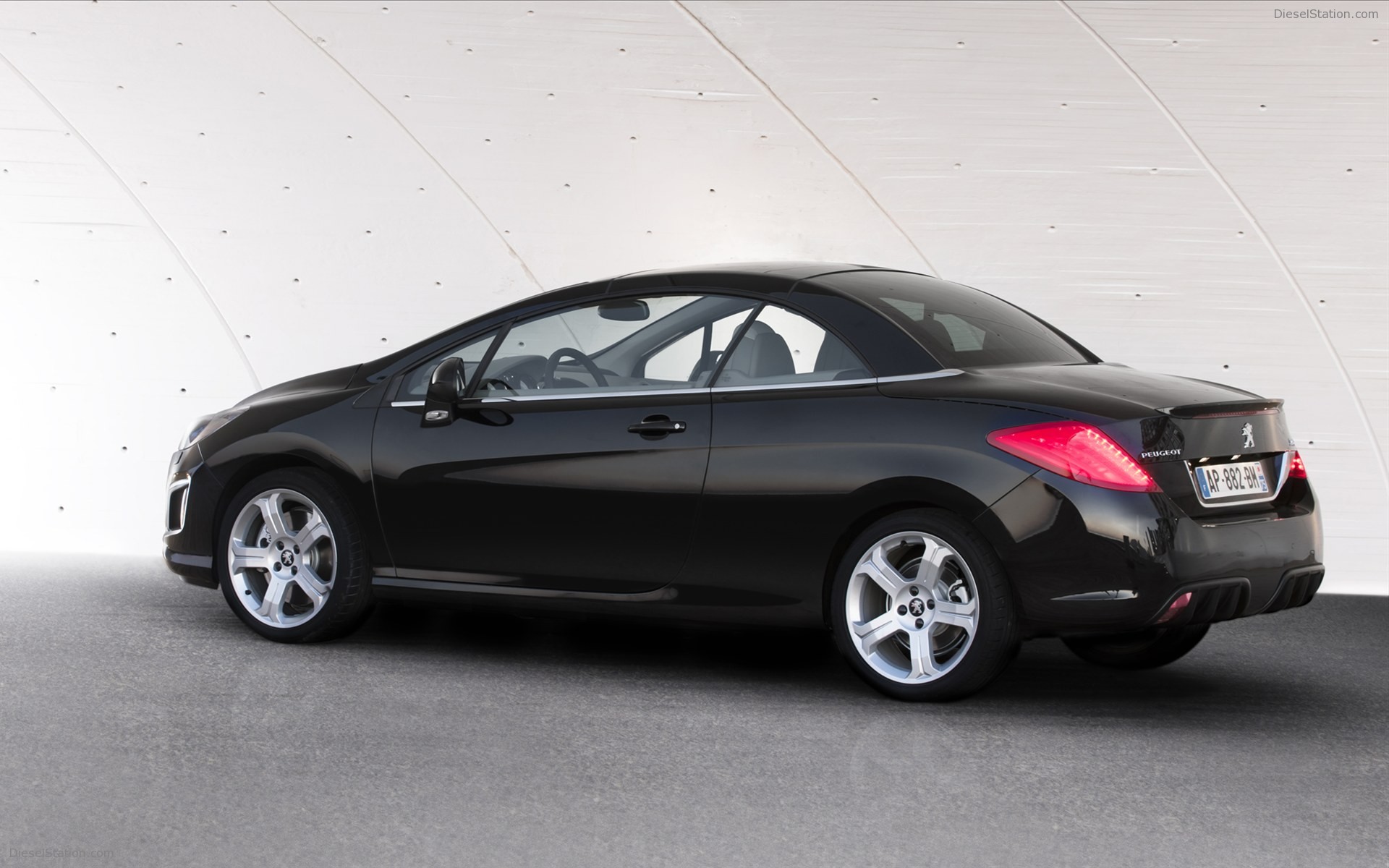 PEUGEOT 308 CC 2011