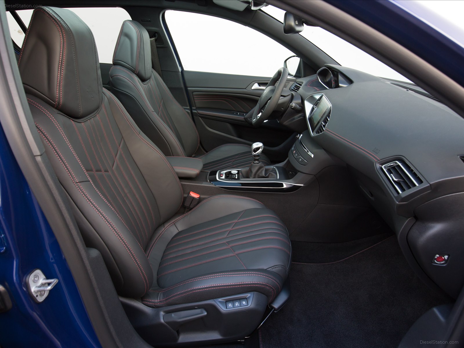Peugeot 308 GT 2015