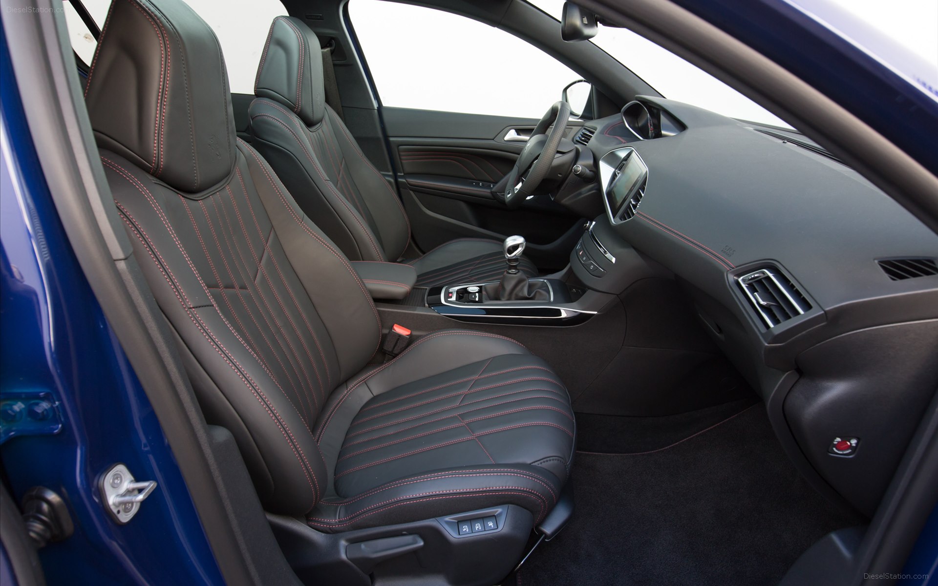 Peugeot 308 GT 2015