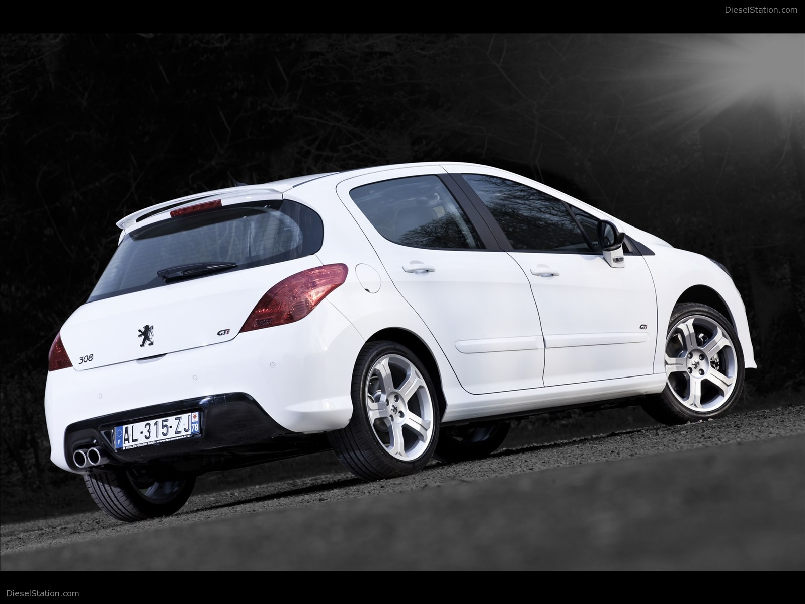 Peugeot 308 GTi 2011