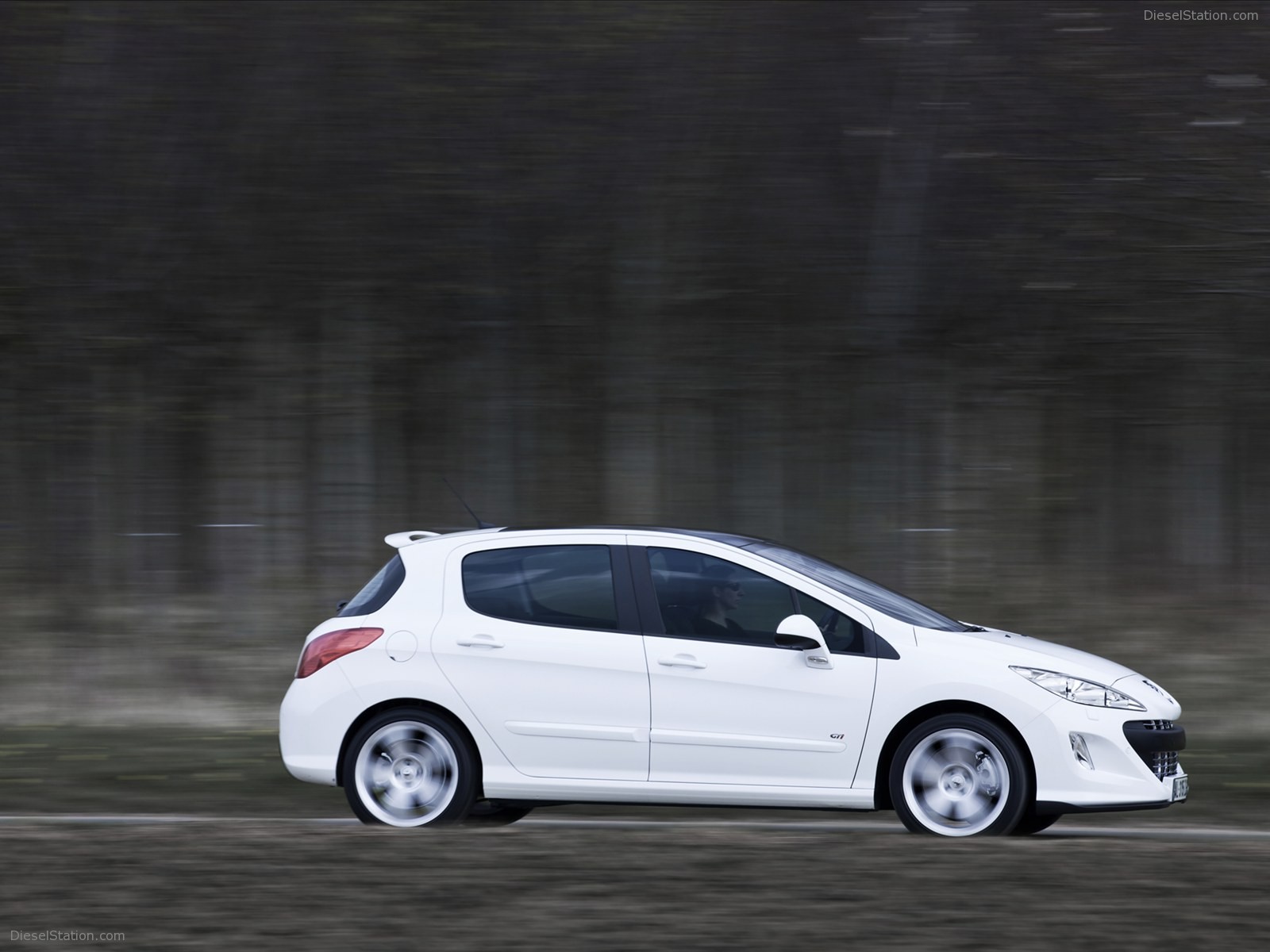 Peugeot 308 GTi 2011